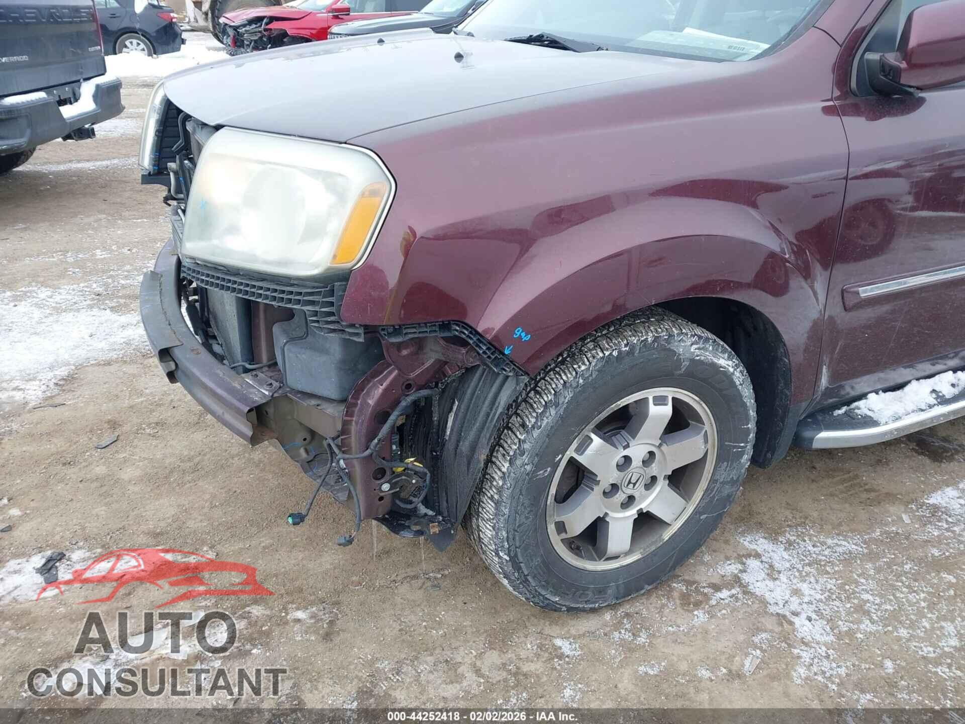 HONDA PILOT 2011 - 5FNYF4H93BB081804