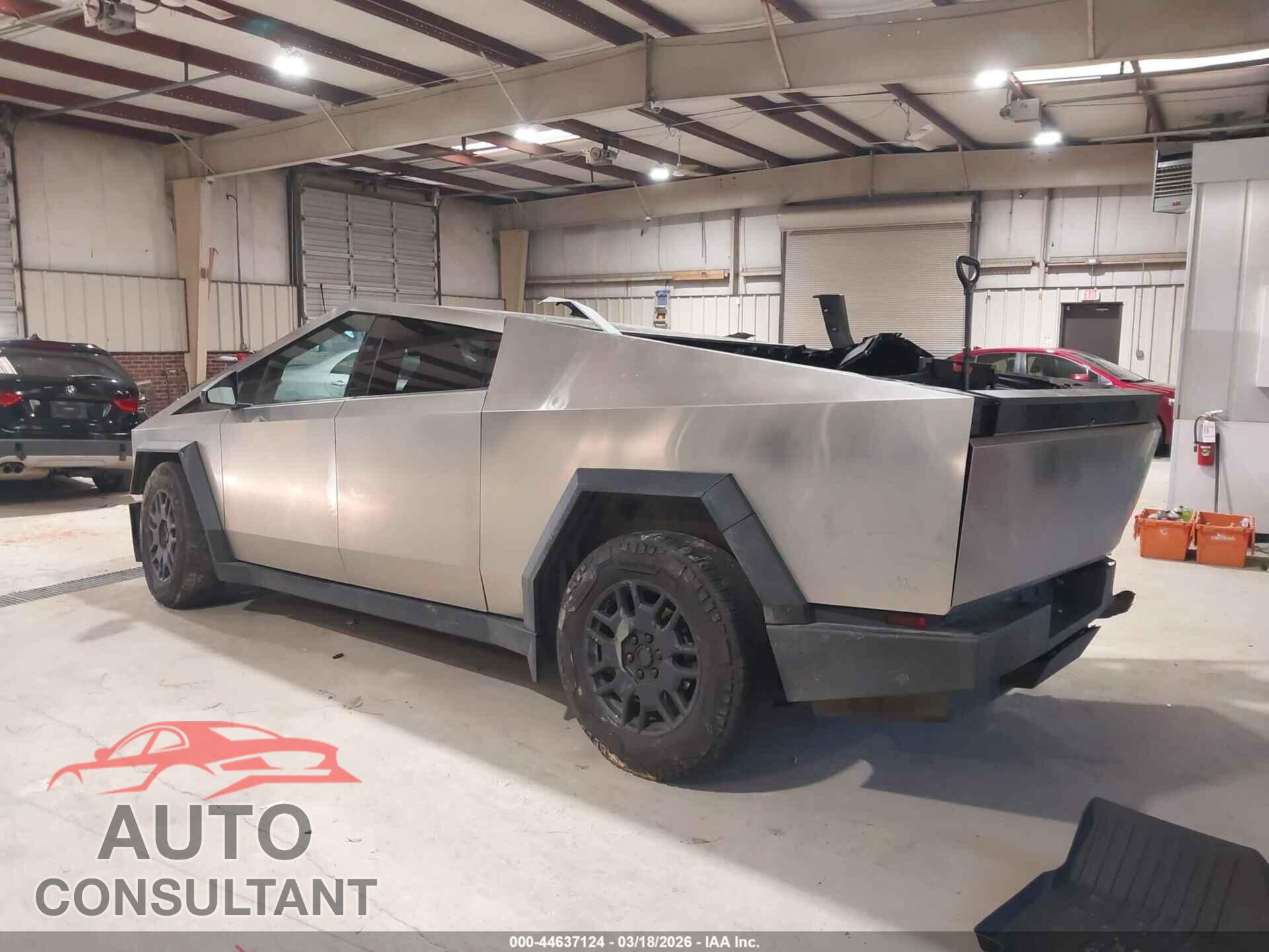 TESLA CYBERTRUCK 2024 - 7G2CEHED2RA007243