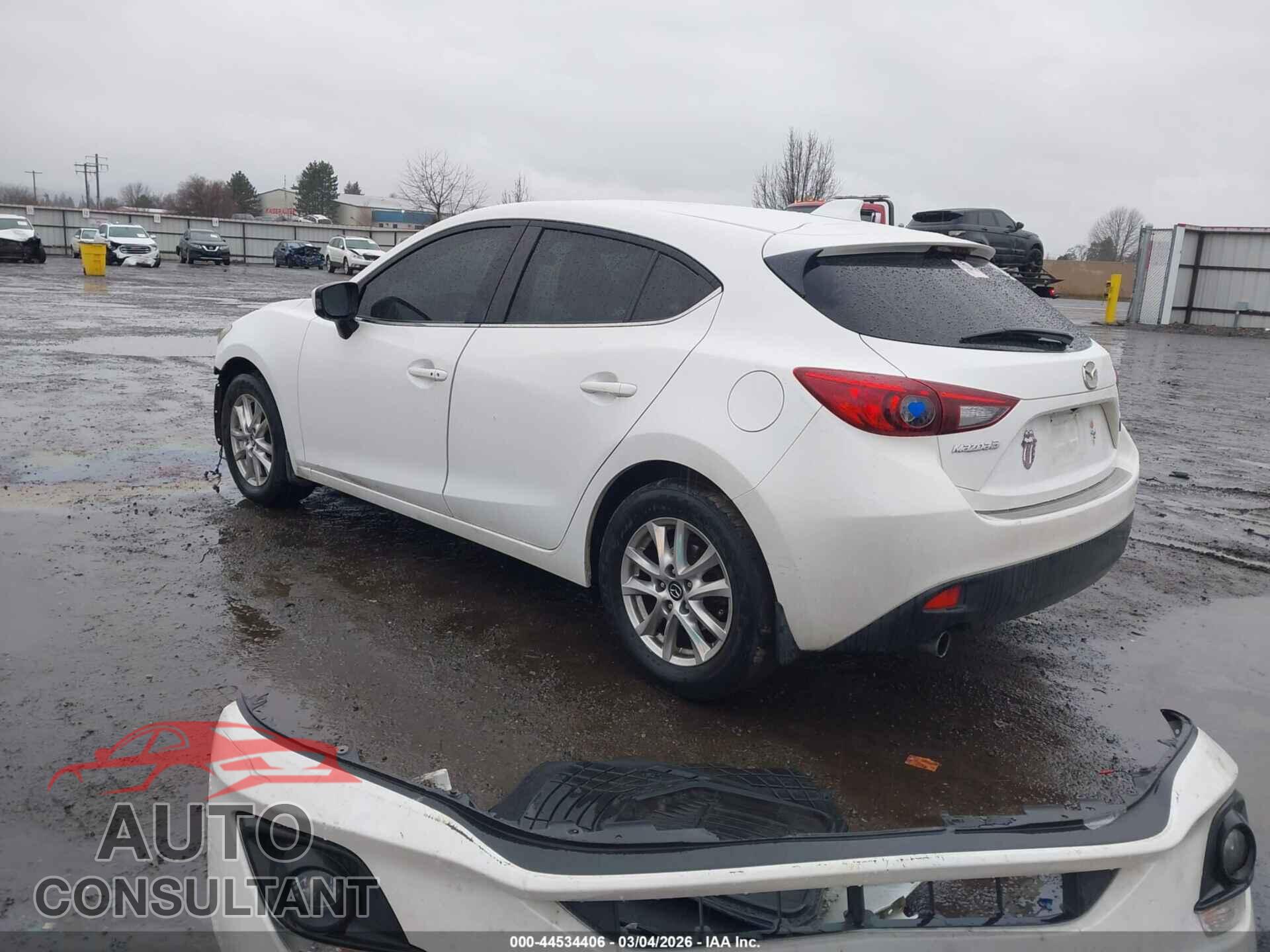 MAZDA MAZDA3 2015 - JM1BM1L70F1237313