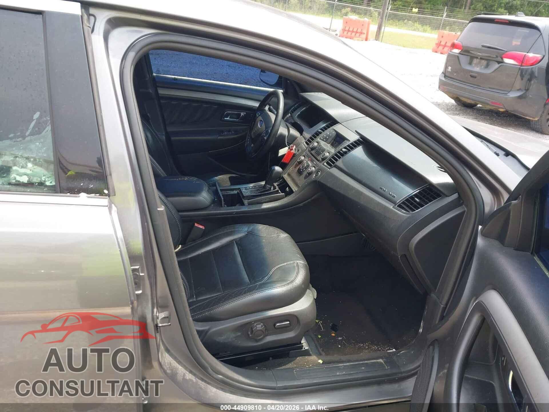 FORD TAURUS 2013 - 1FAHP2E82DG154687
