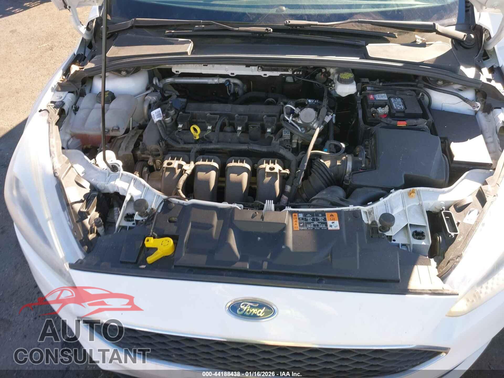 FORD FOCUS 2017 - 1FADP3F23HL329718