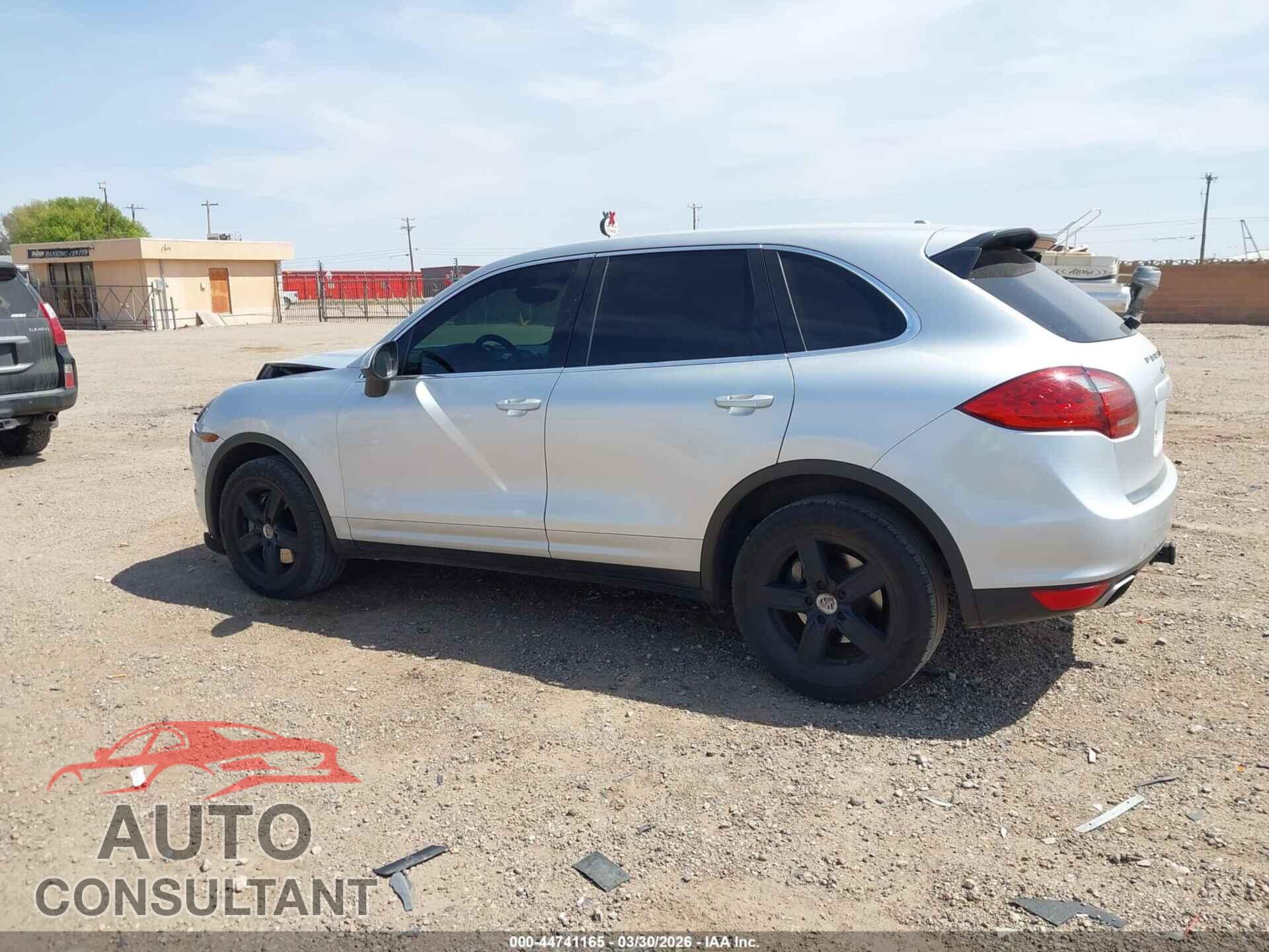 PORSCHE CAYENNE 2011 - WP1AB2A2XBLA44260