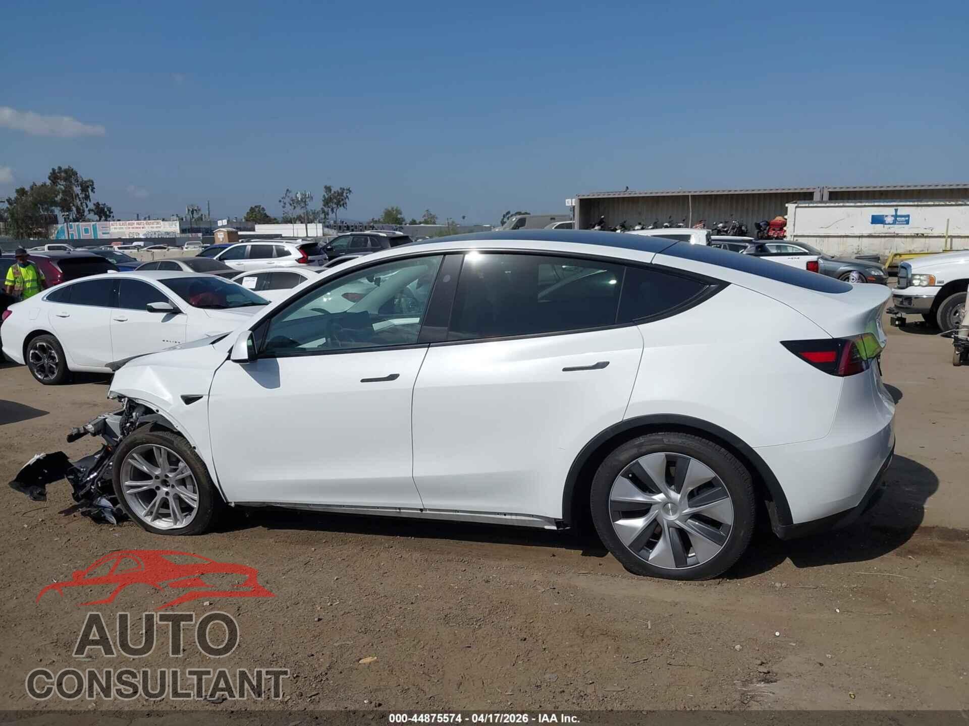 TESLA MODEL Y 2023 - 7SAYGDEE5PA129373