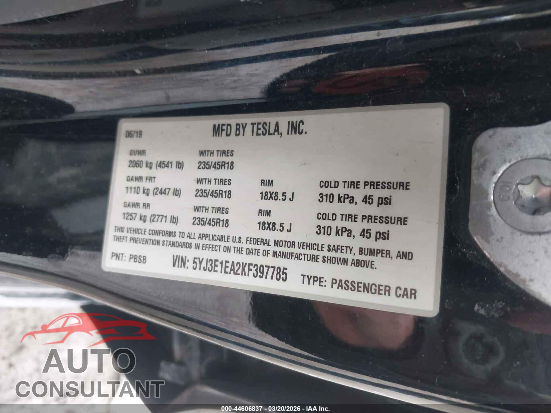 TESLA MODEL 3 2019 - 5YJ3E1EA2KF397785