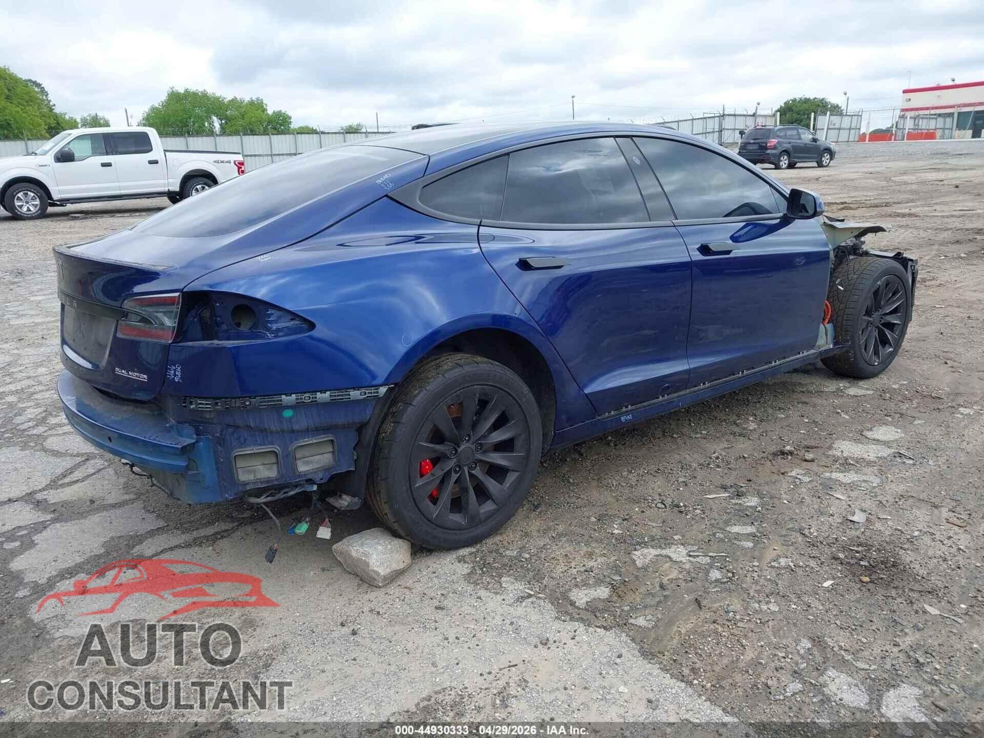 TESLA MODEL S 2019 - 5YJSA1E48KF331324