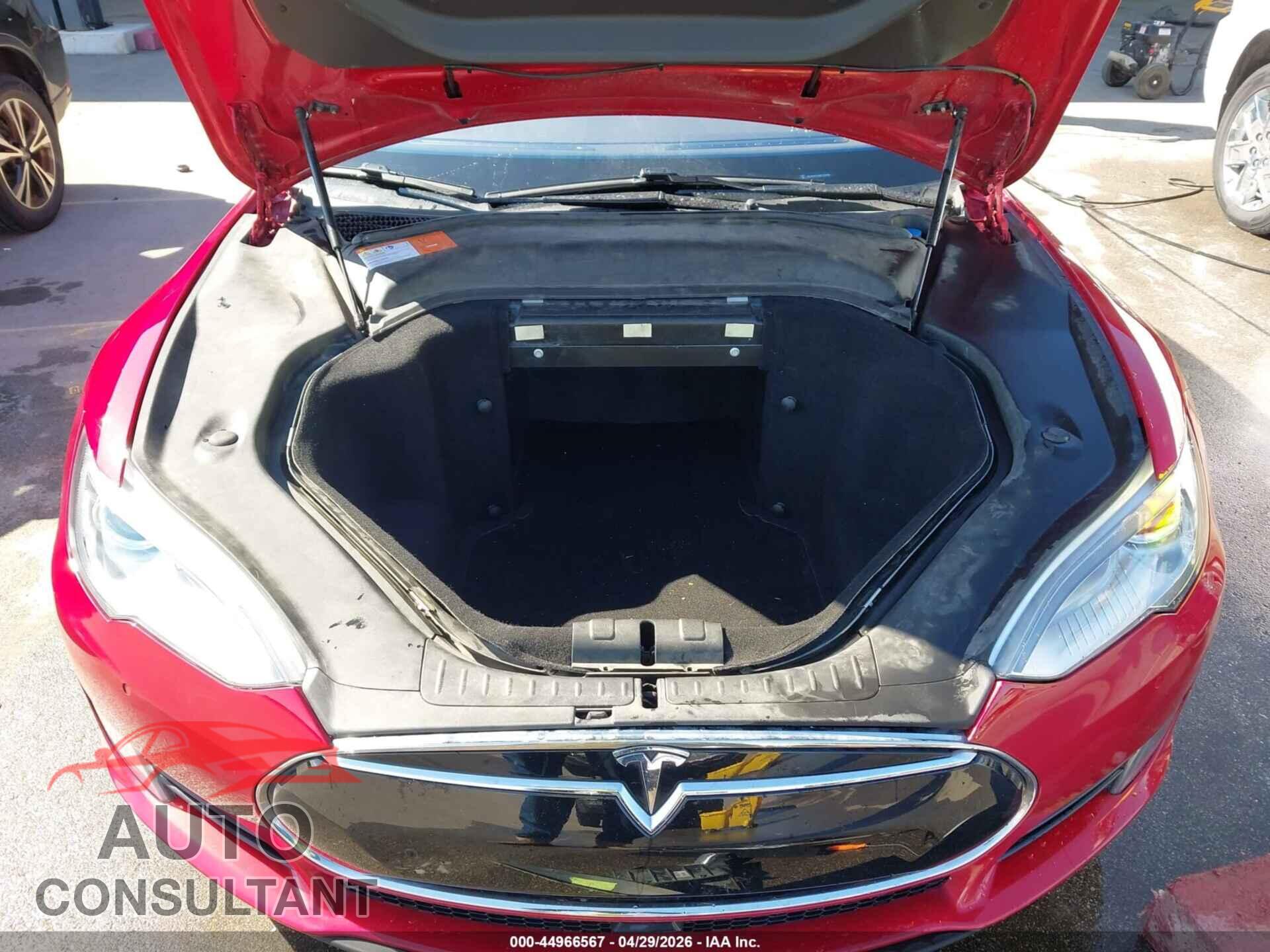 TESLA MODEL S 2016 - 5YJSA1E19GF120095