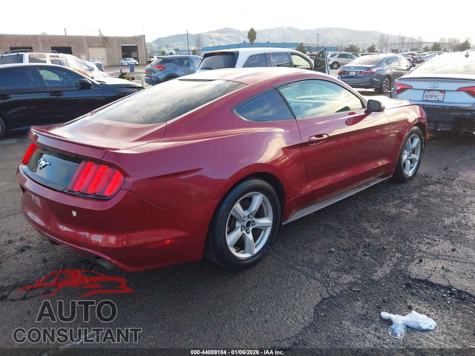 FORD MUSTANG 2015 - 1FA6P8TH4F5424854