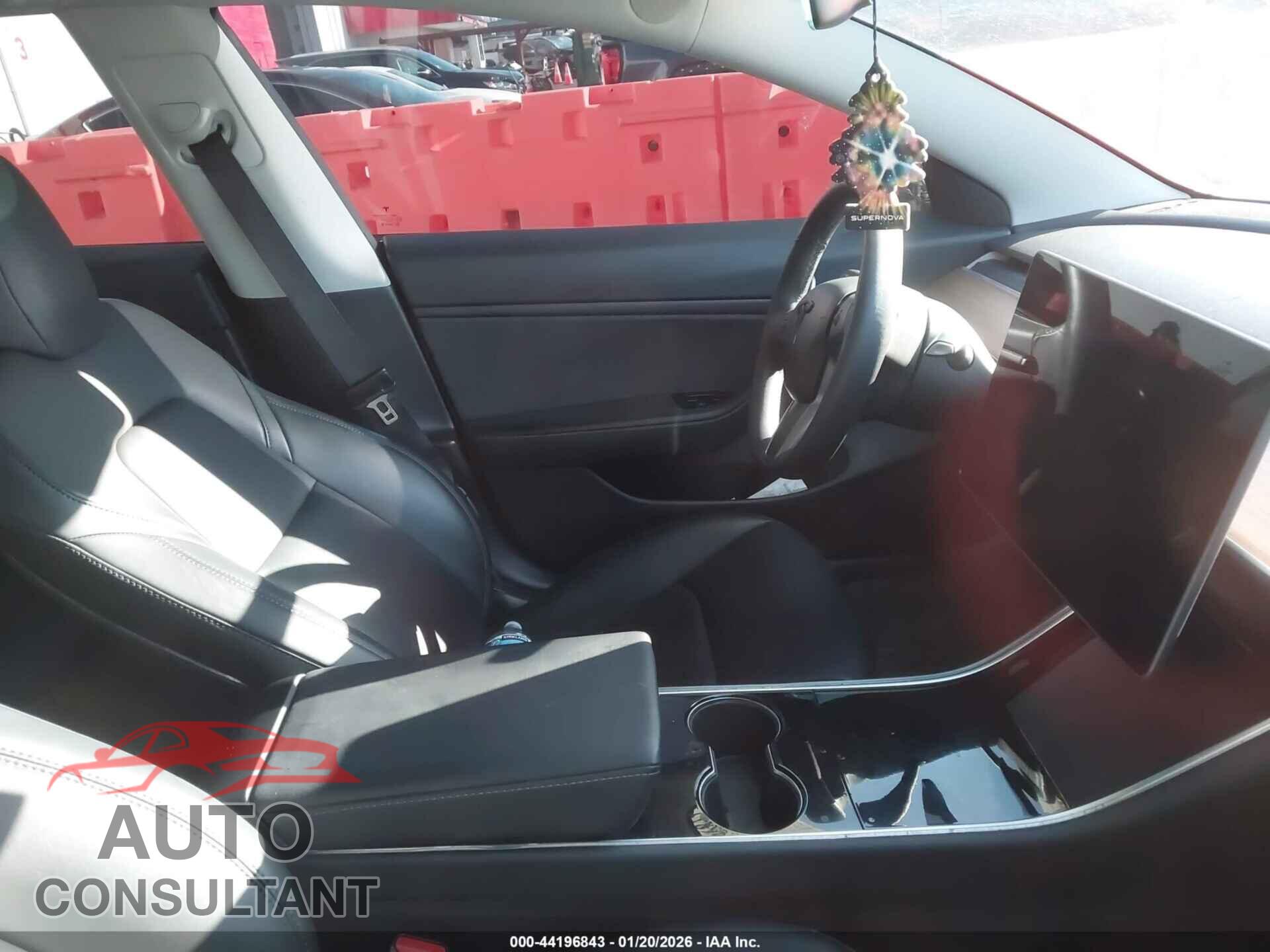 TESLA MODEL 3 2020 - 5YJ3E1EB3LF712295