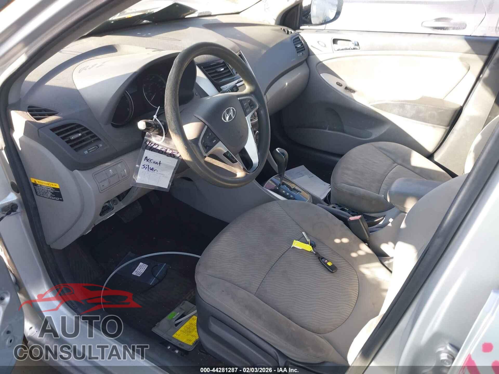 HYUNDAI ACCENT 2013 - KMHCU4AE3DU430988