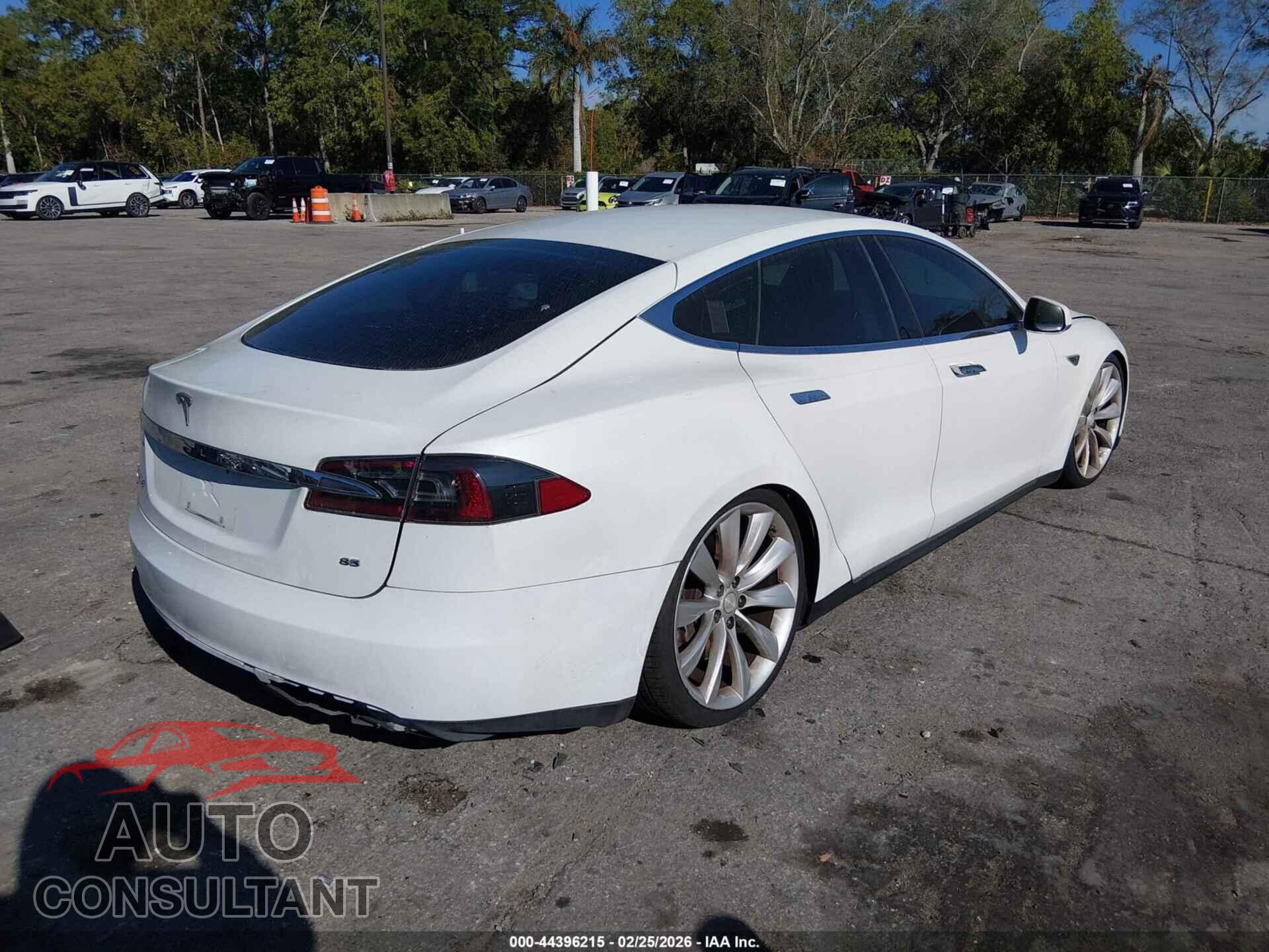TESLA MODEL S 2013 - 5YJSA1CN7DFP20339