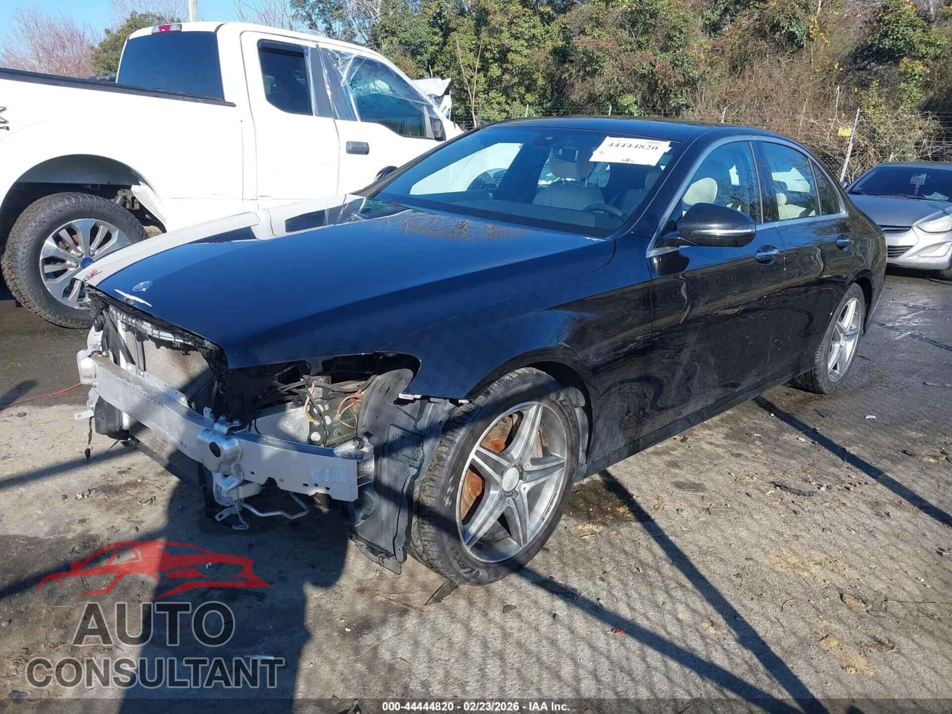 MERCEDES-BENZ E 300 2017 - WDDZF4JB8HA179090