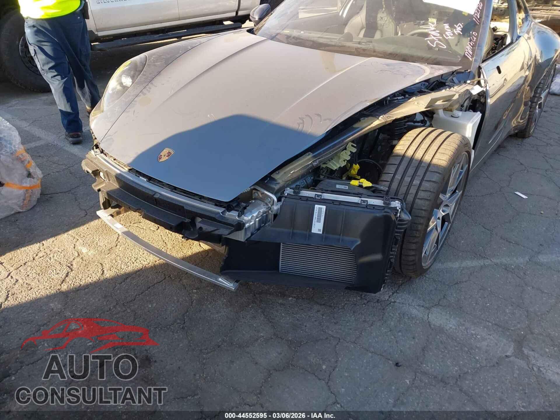 PORSCHE 911 2025 - WP0AA2A94SS209596