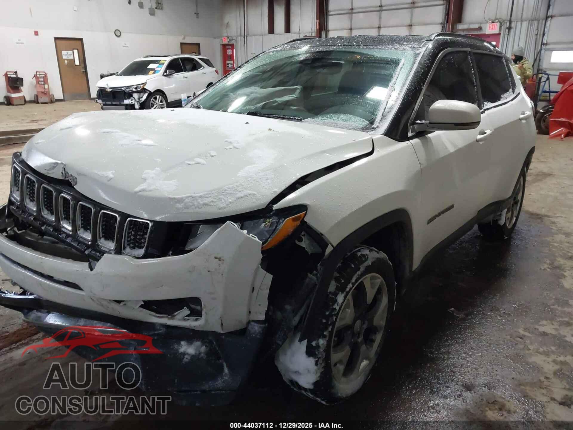 JEEP COMPASS 2021 - 3C4NJDCB2MT525481