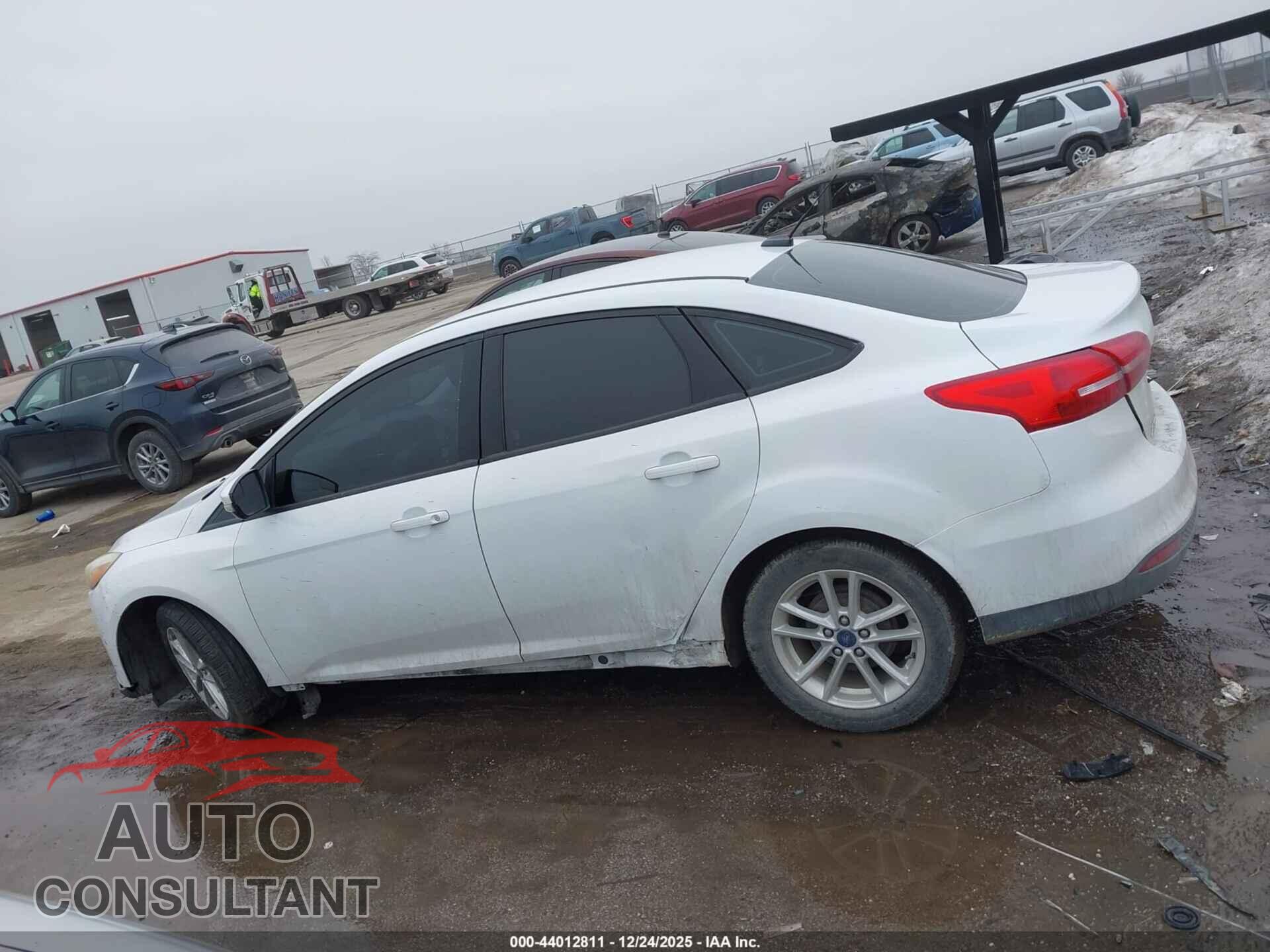 FORD FOCUS 2016 - 1FADP3F2XGL322134