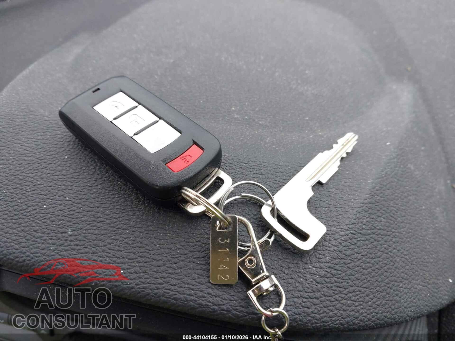 MITSUBISHI ECLIPSE CROSS 2024 - JA4ATVAA1RZ013990