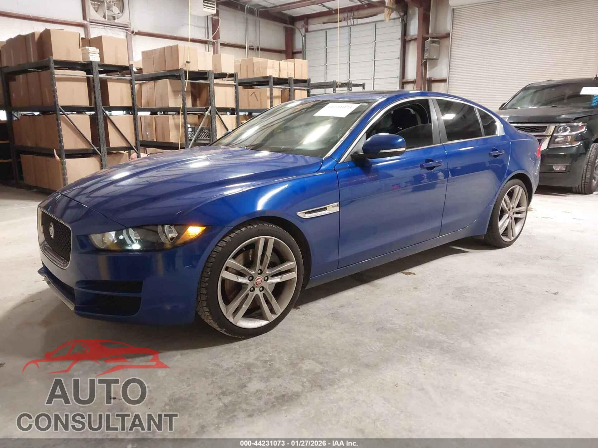 JAGUAR XE 2017 - SAJAD4BV9HA975340