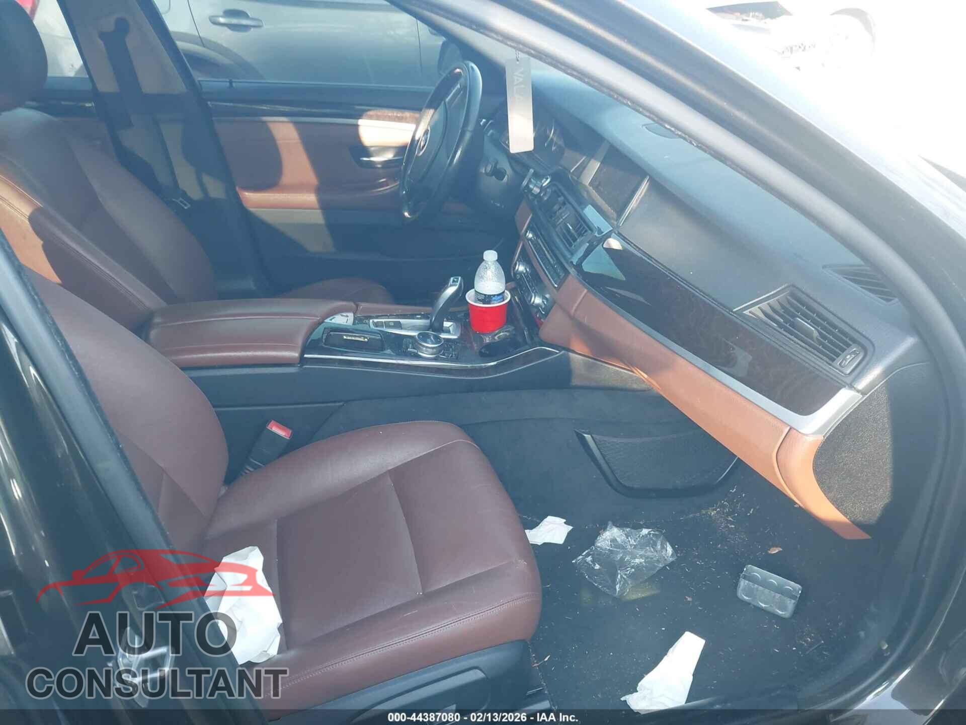 BMW 528I 2014 - WBA5A5C57ED511287