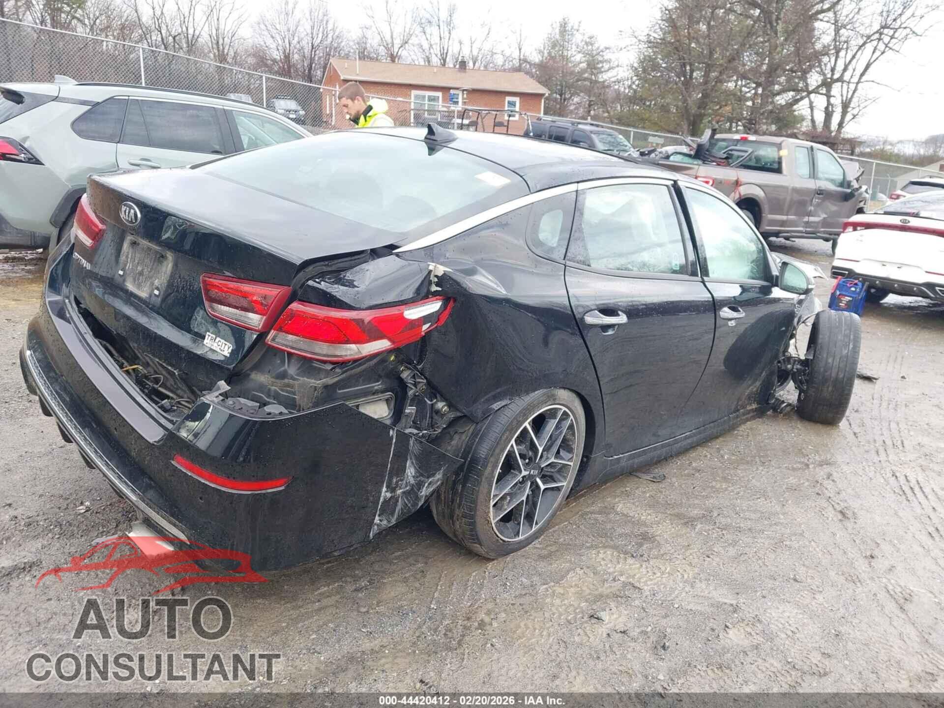 KIA OPTIMA 2020 - 5XXGT4L3XLG433900