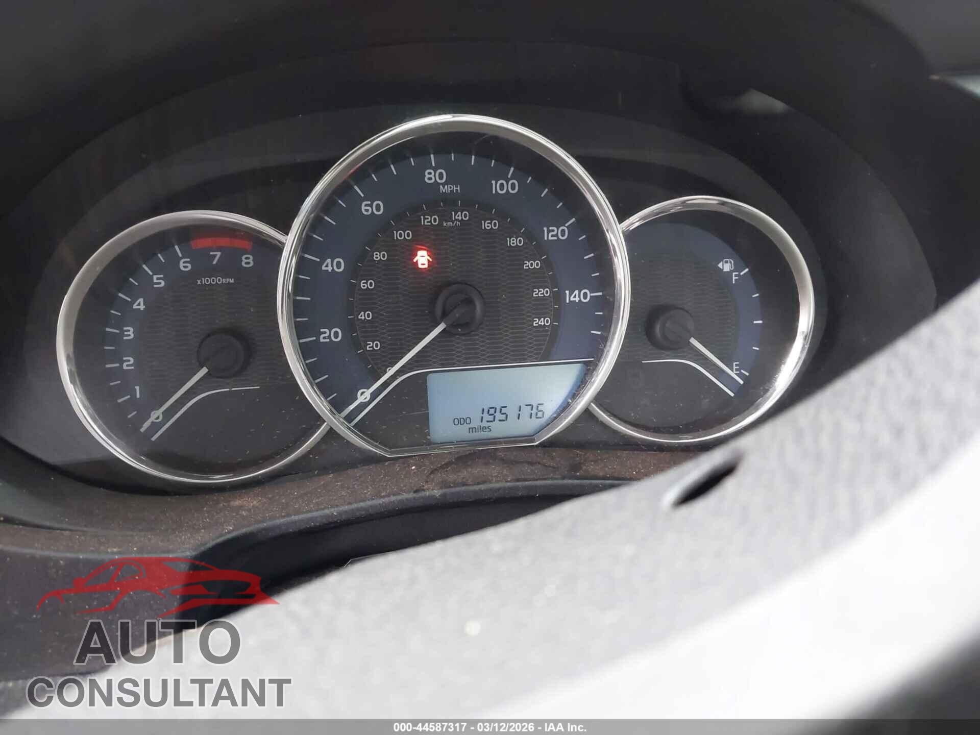 TOYOTA COROLLA 2014 - 5YFBPRHE2EP057807