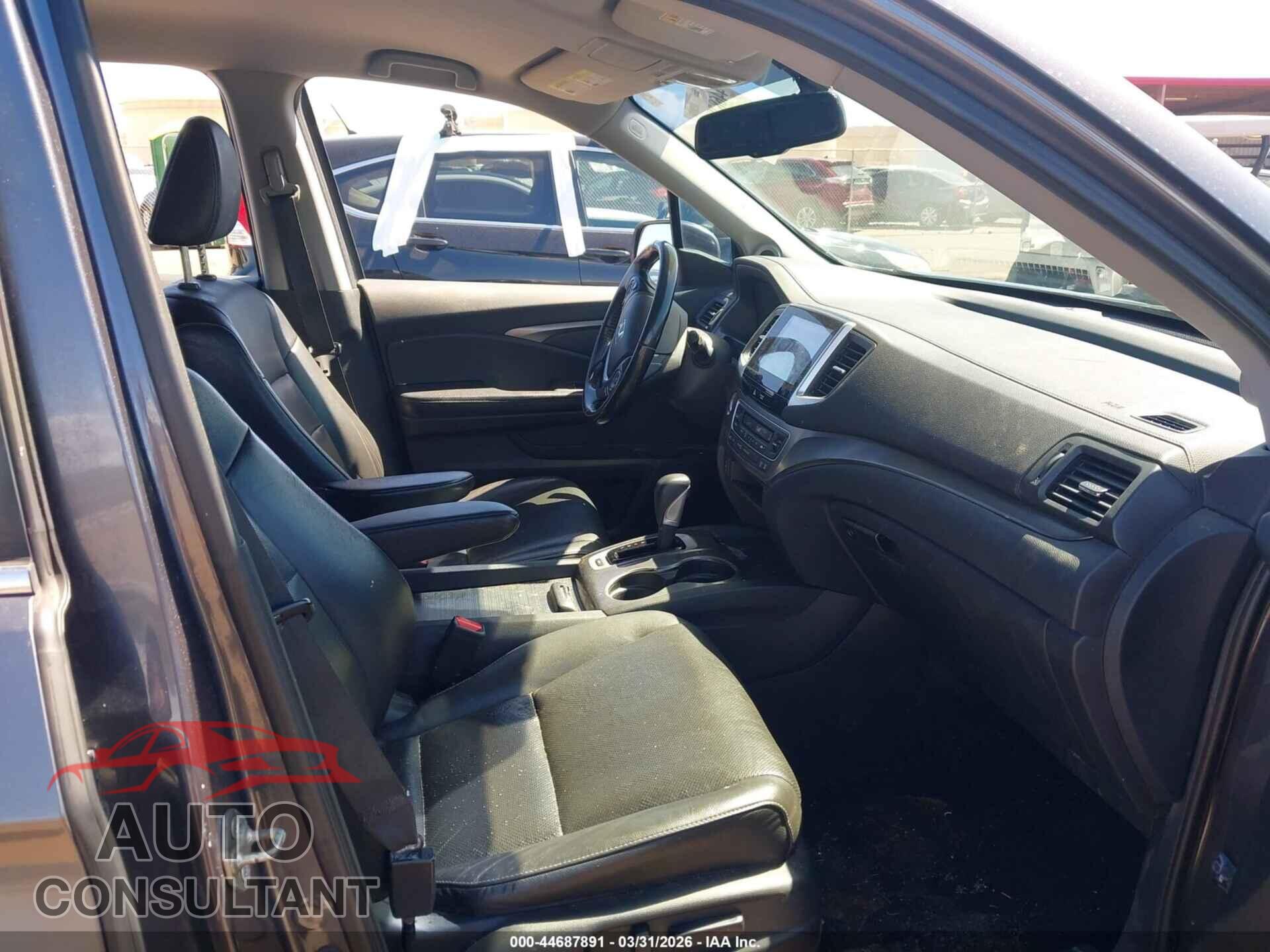 HONDA RIDGELINE 2017 - 5FPYK2F65HB003498