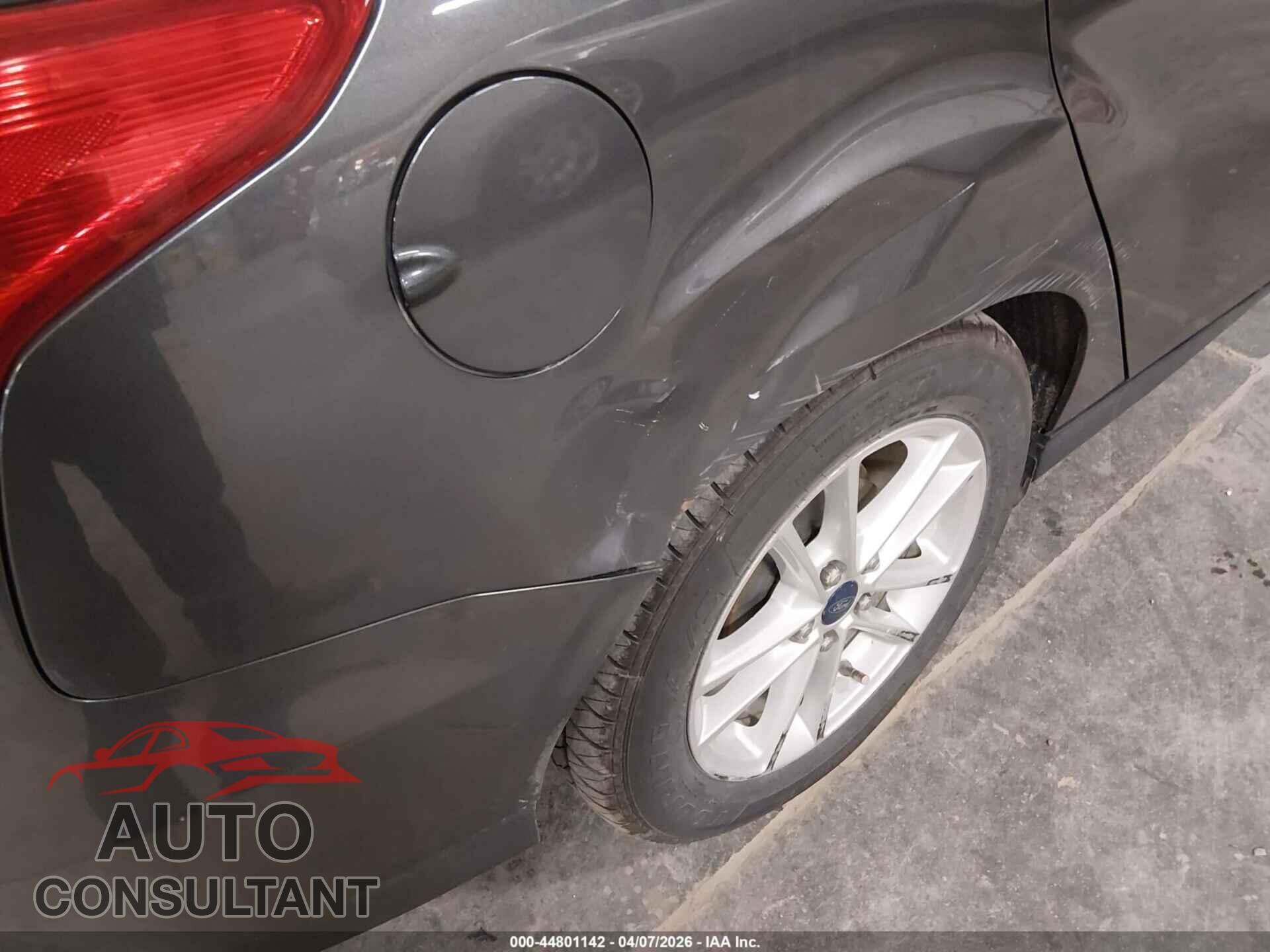 FORD FOCUS 2015 - 1FADP3F21FL205301