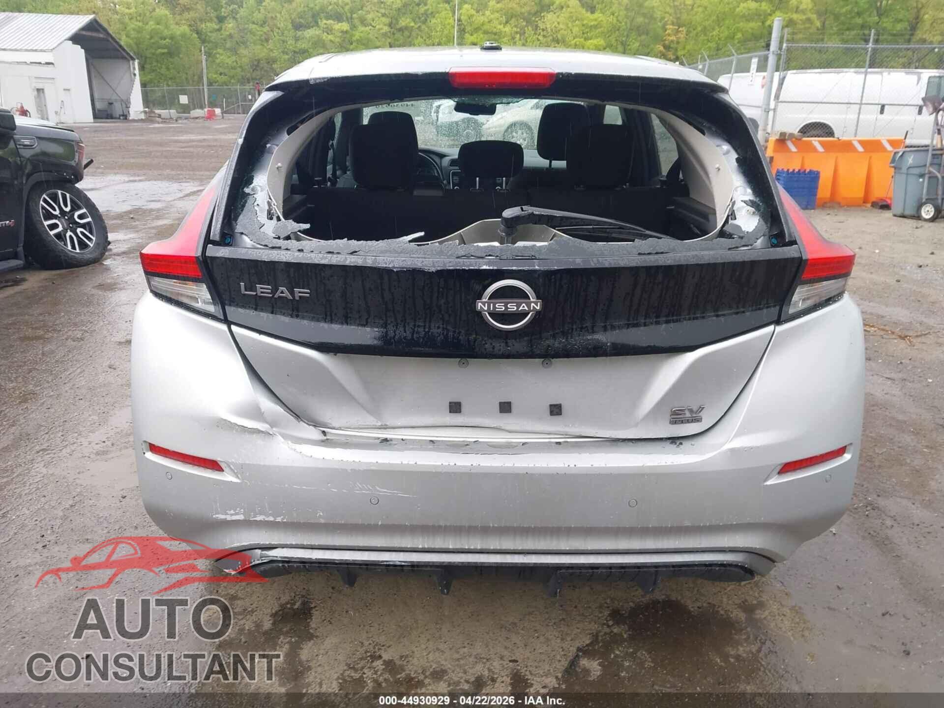 NISSAN LEAF 2023 - 1N4CZ1CV5PC557971