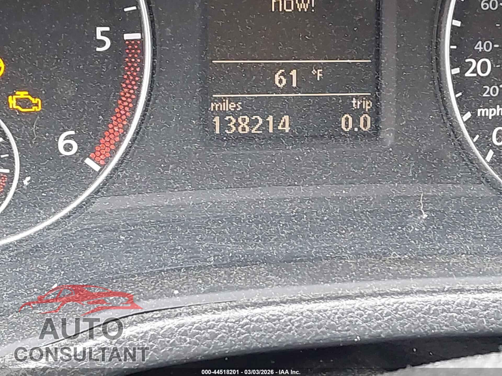 VOLKSWAGEN PASSAT 2012 - 1VWBN7A33CC075156