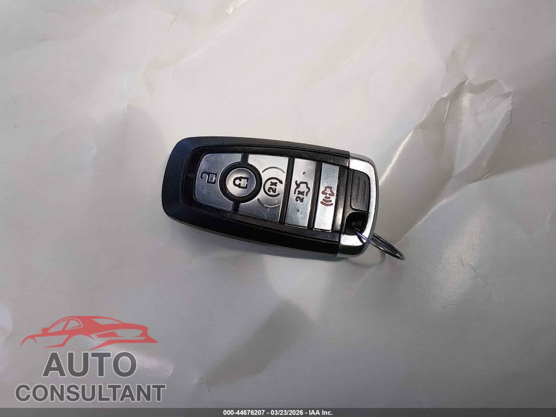FORD EXPLORER 2018 - 1FM5K7D83JGB40279