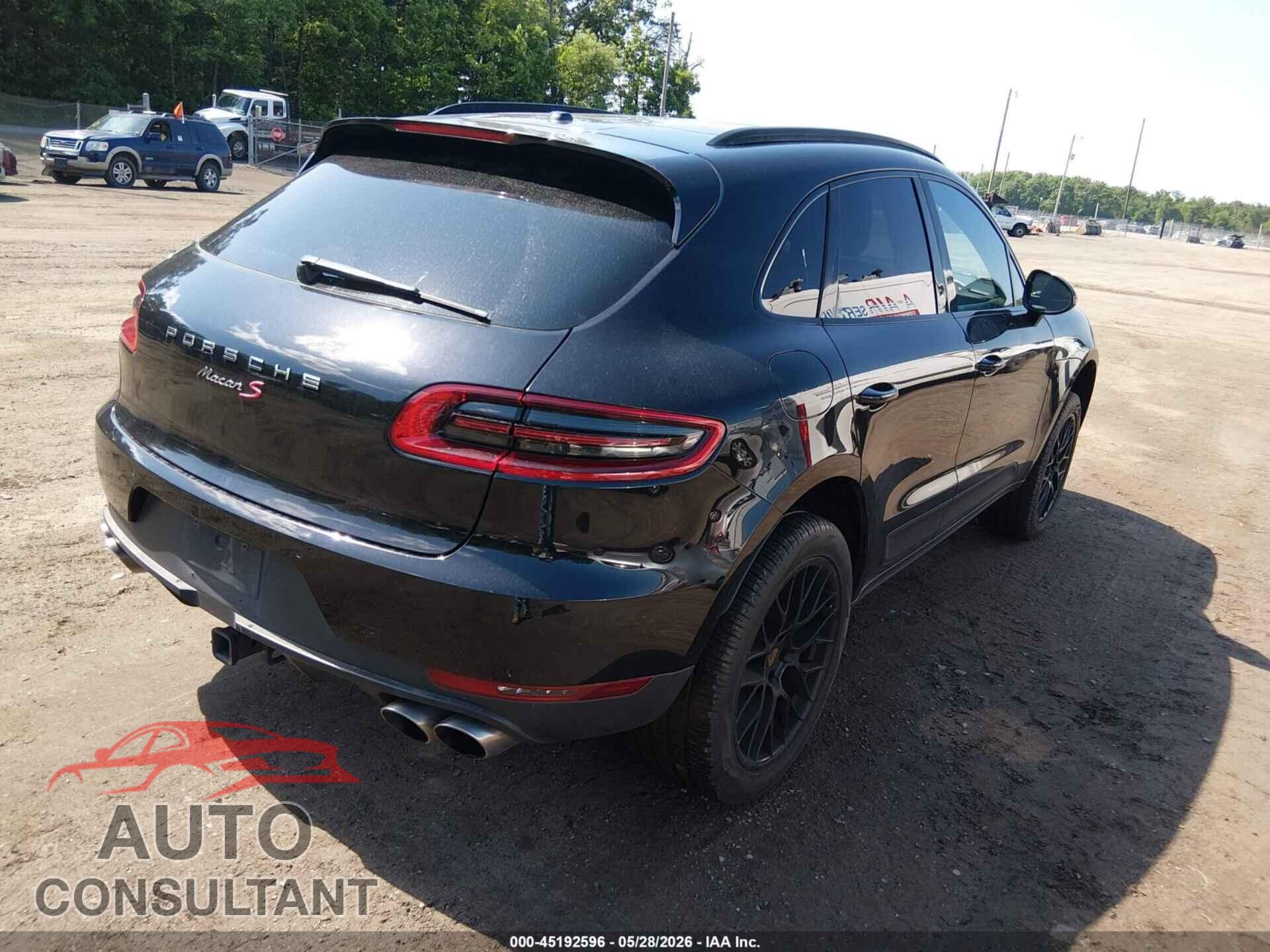 PORSCHE MACAN 2015 - WP1AB2A56FLB53802