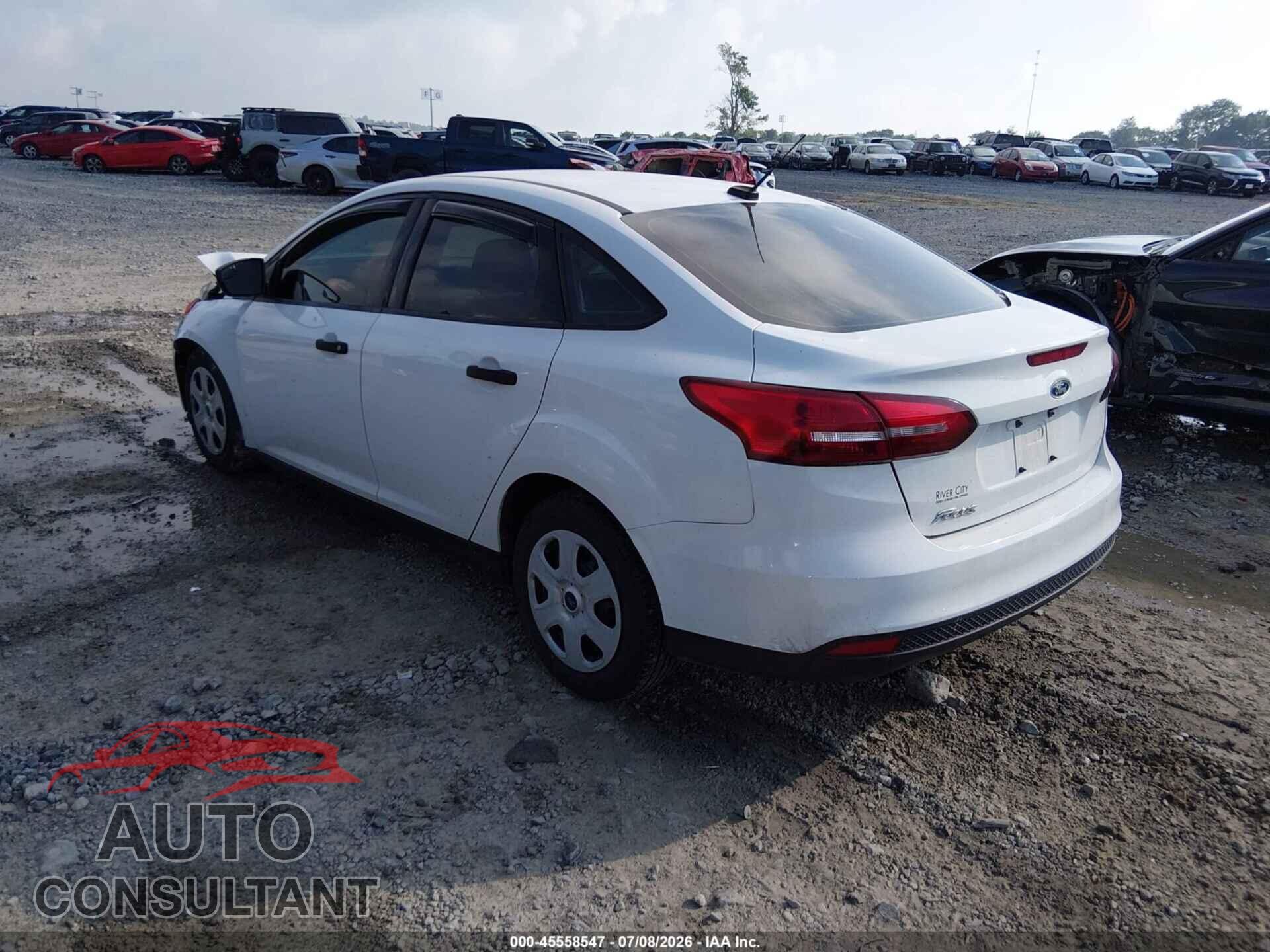 FORD FOCUS 2017 - 1FADP3E22HL307310