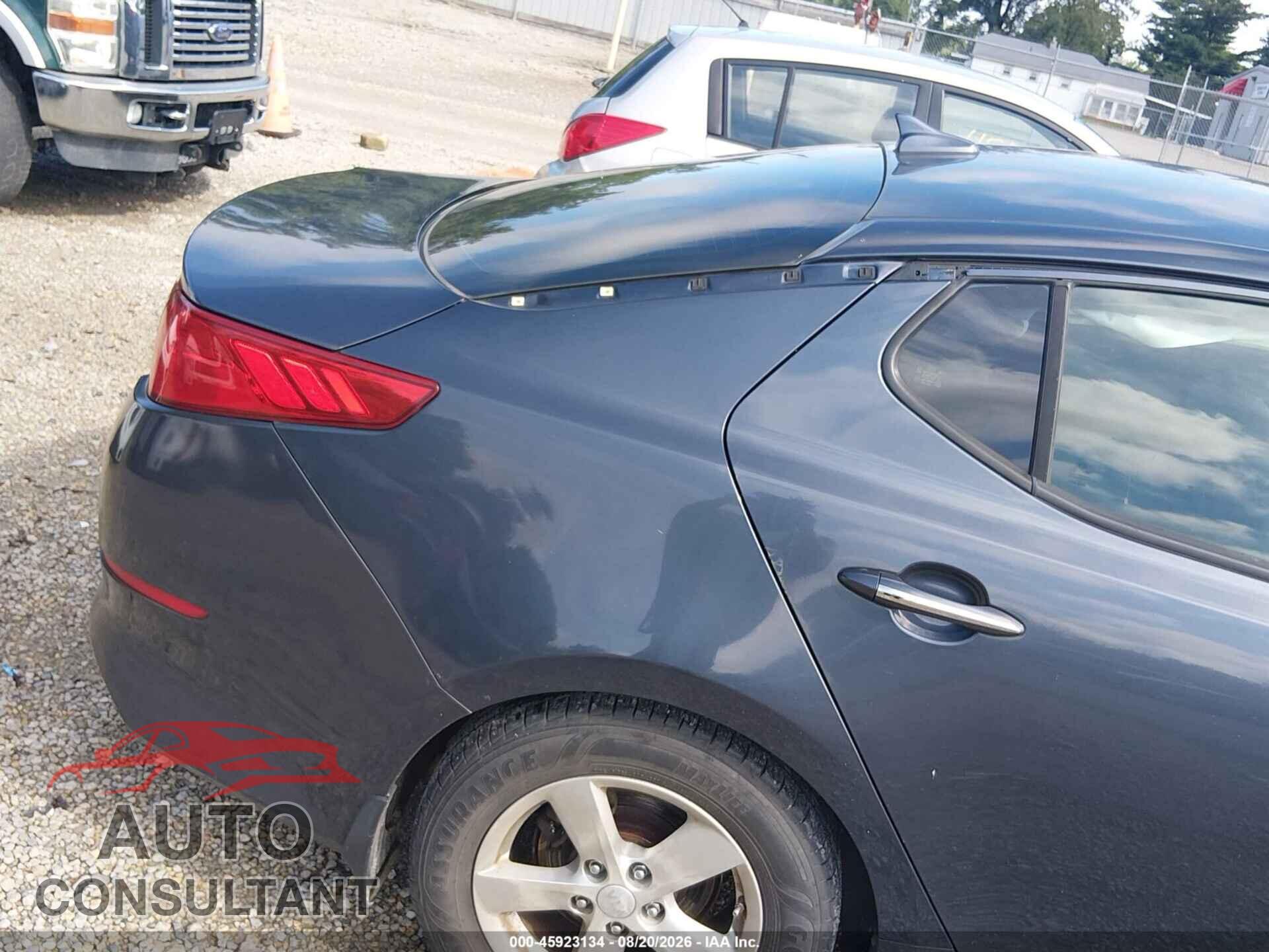 KIA OPTIMA 2015 - KNAGM4A78F5547371