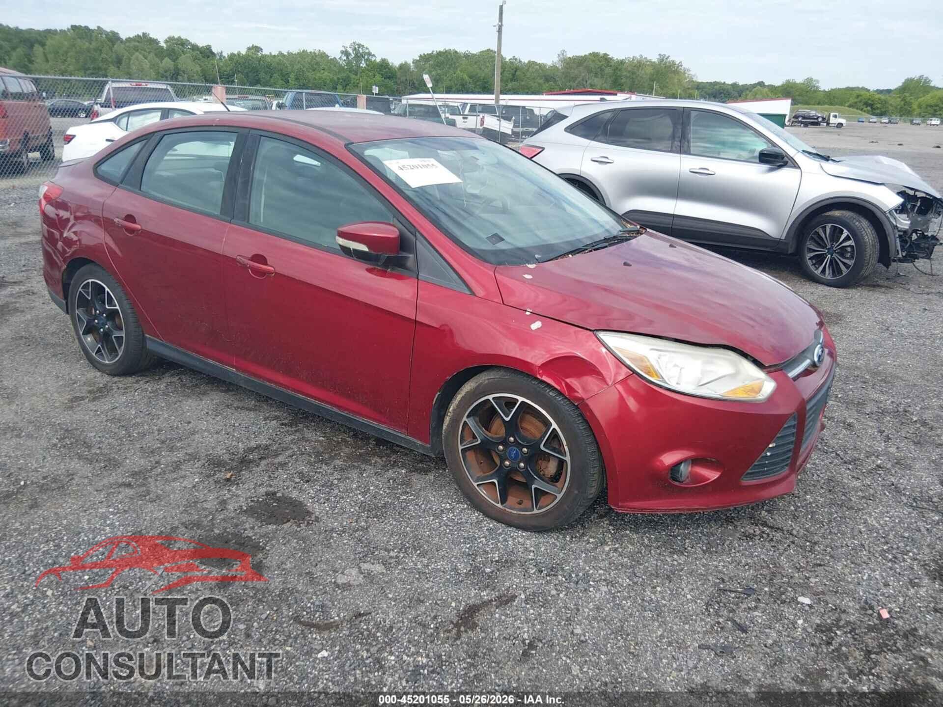 FORD FOCUS 2014 - 1FADP3F27EL285332