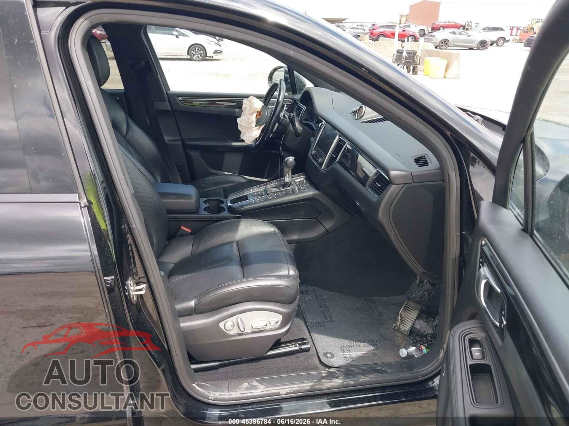 PORSCHE MACAN 2017 - WP1AA2A56HLB82030