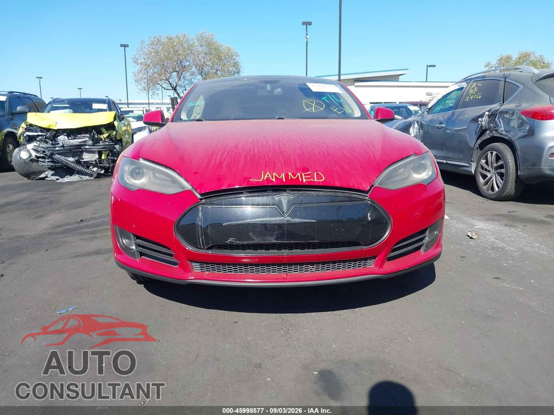 TESLA MODEL S 2013 - 5YJSA1DP0DFP09635