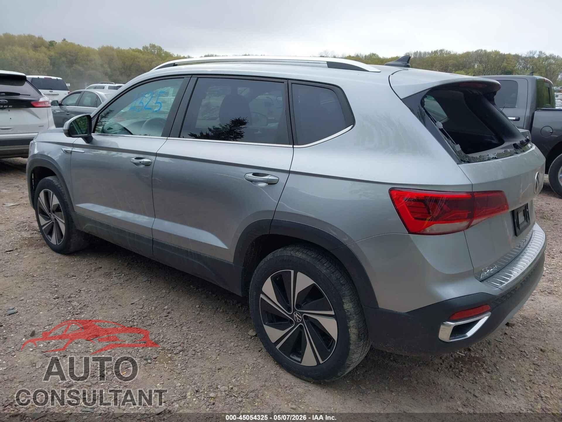 VOLKSWAGEN TAOS 2024 - 3VVVX7B22RM059393