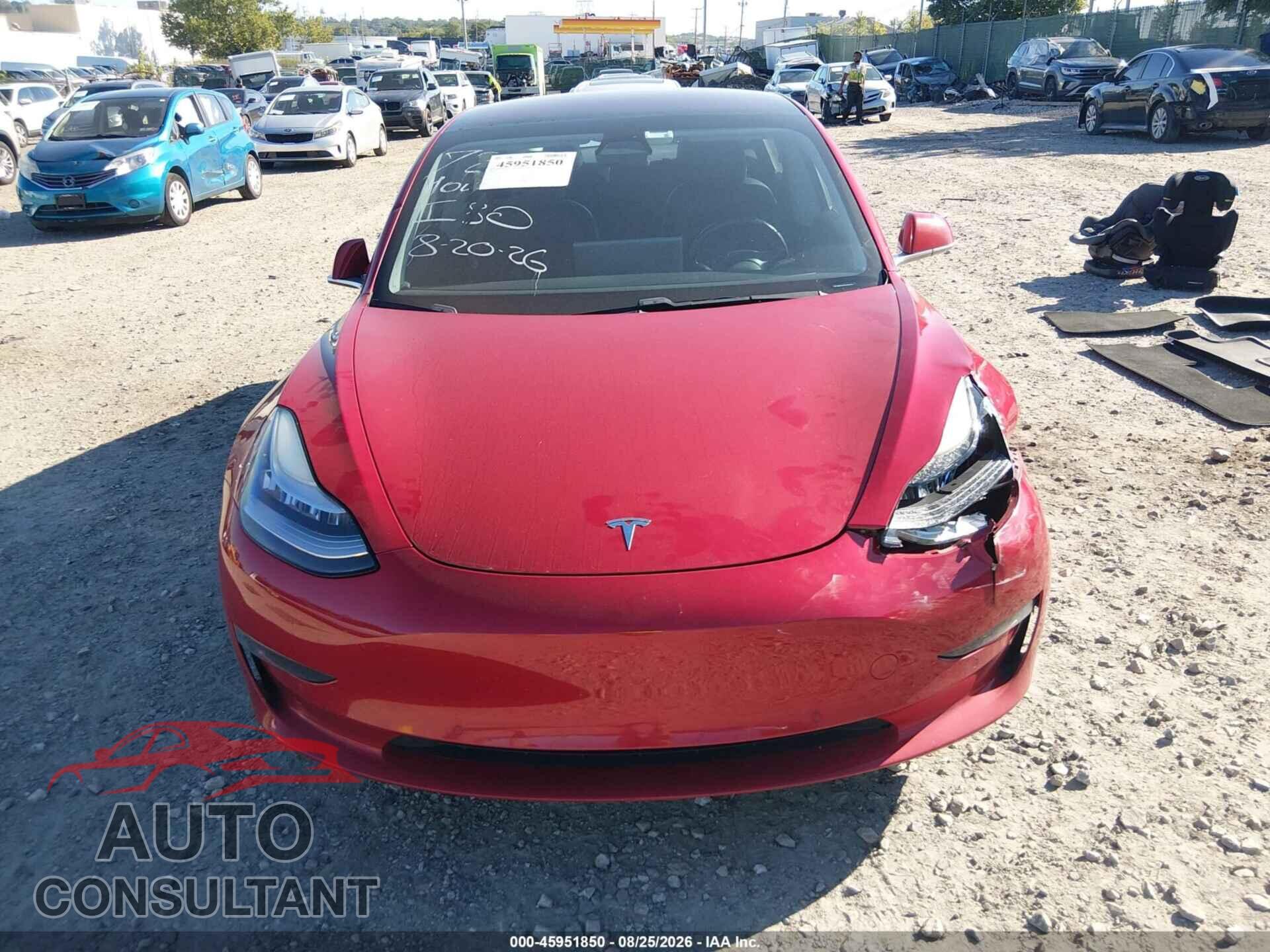 TESLA MODEL 3 2018 - 5YJ3E1EA5JF011701