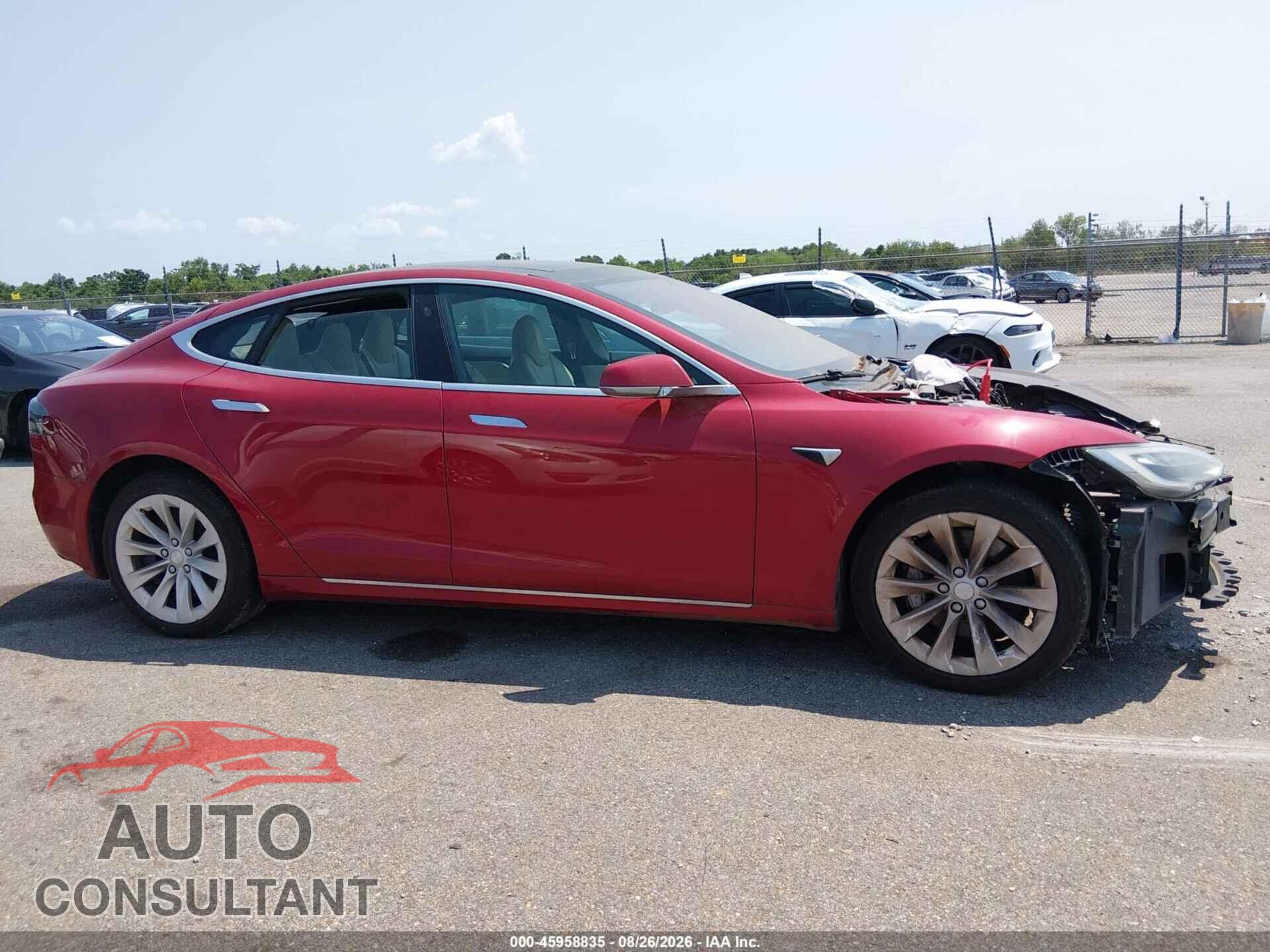 TESLA MODEL S 2017 - 5YJSA1E2XHF215372