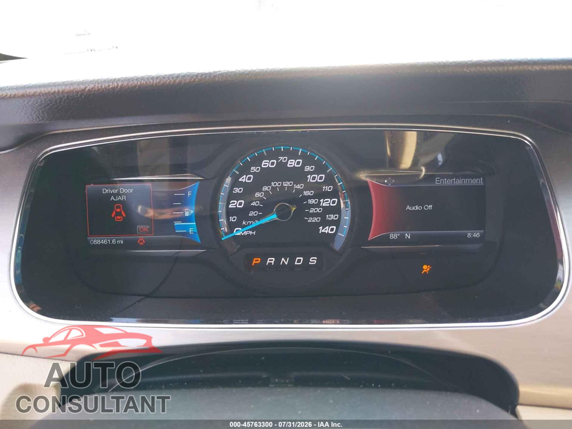 FORD TAURUS 2017 - 1FAHP2E85HG112228
