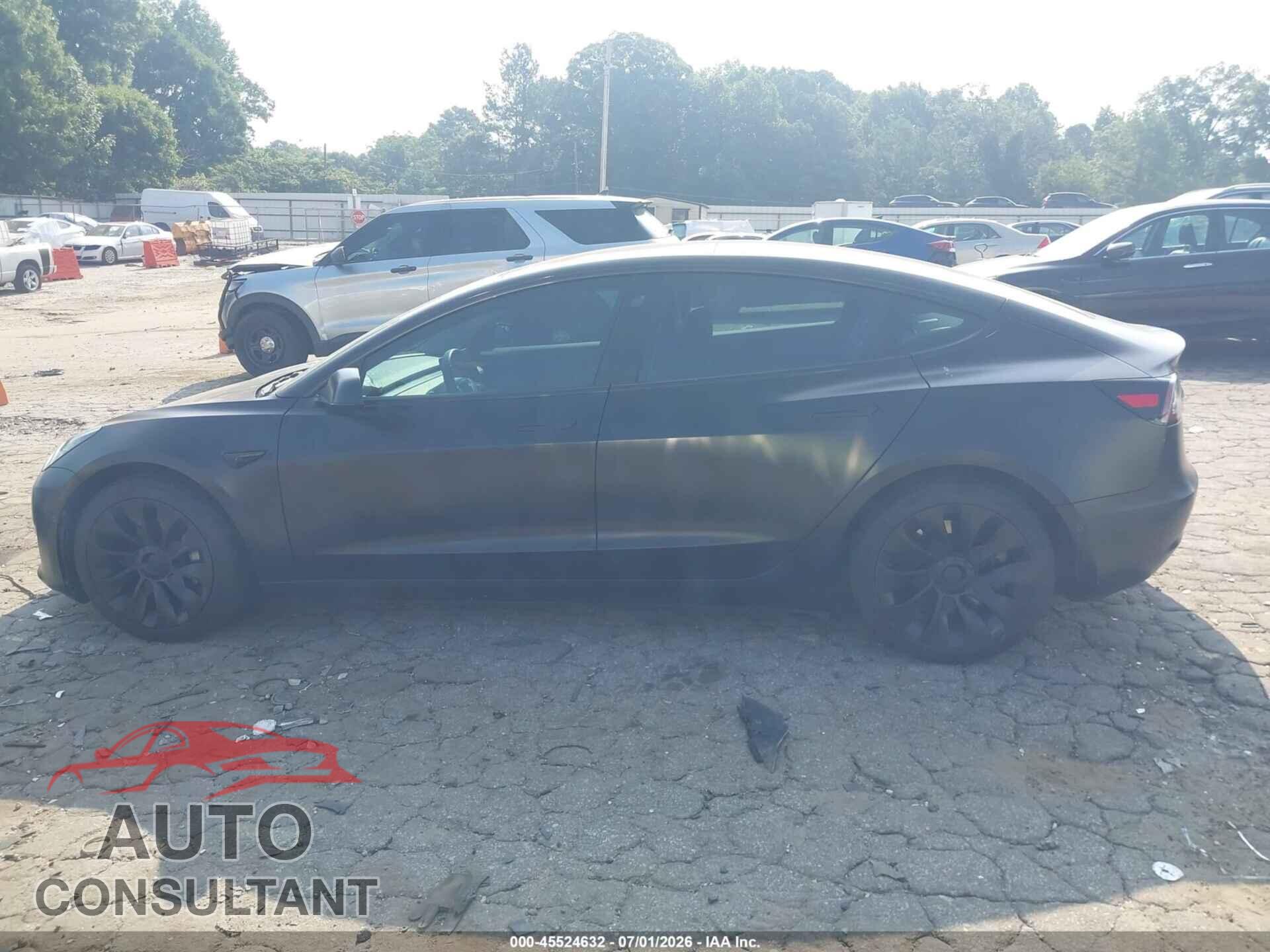 TESLA MODEL 3 2018 - 5YJ3E1EA3JF036175