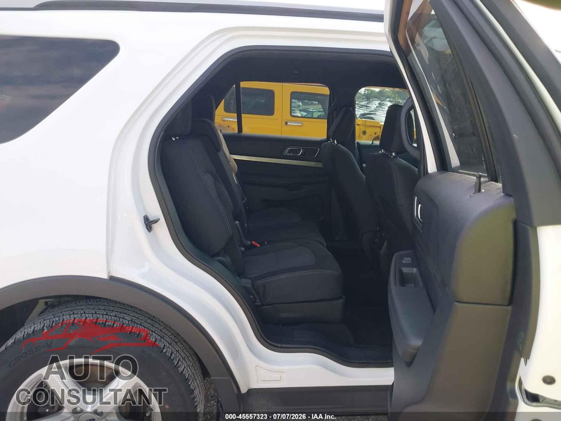 FORD EXPLORER 2019 - 1FM5K7D88KGA58226
