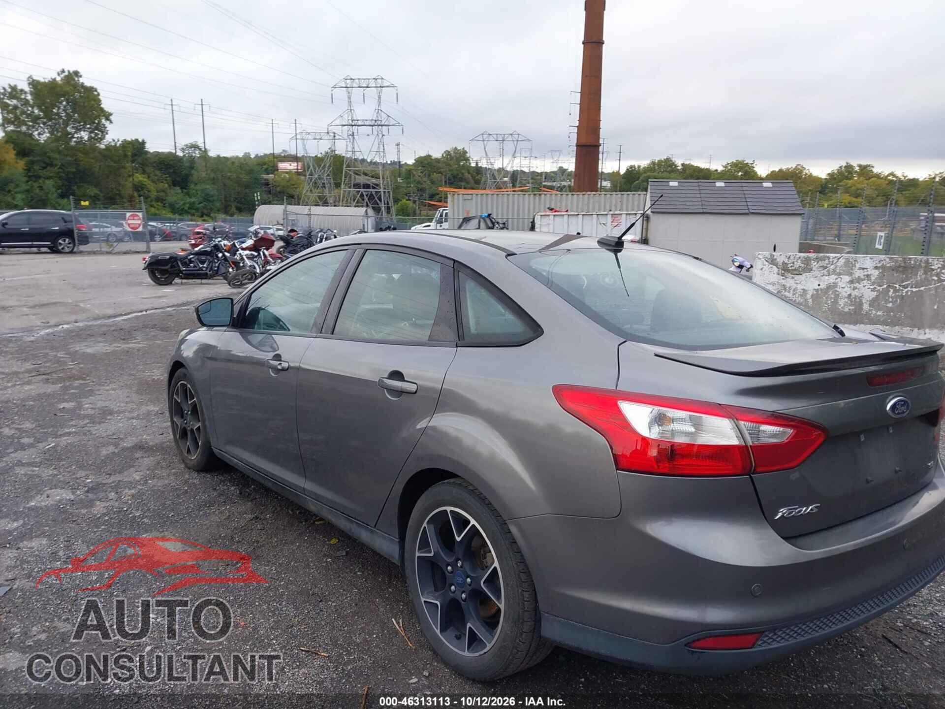 FORD FOCUS 2014 - 1FADP3F24EL415759