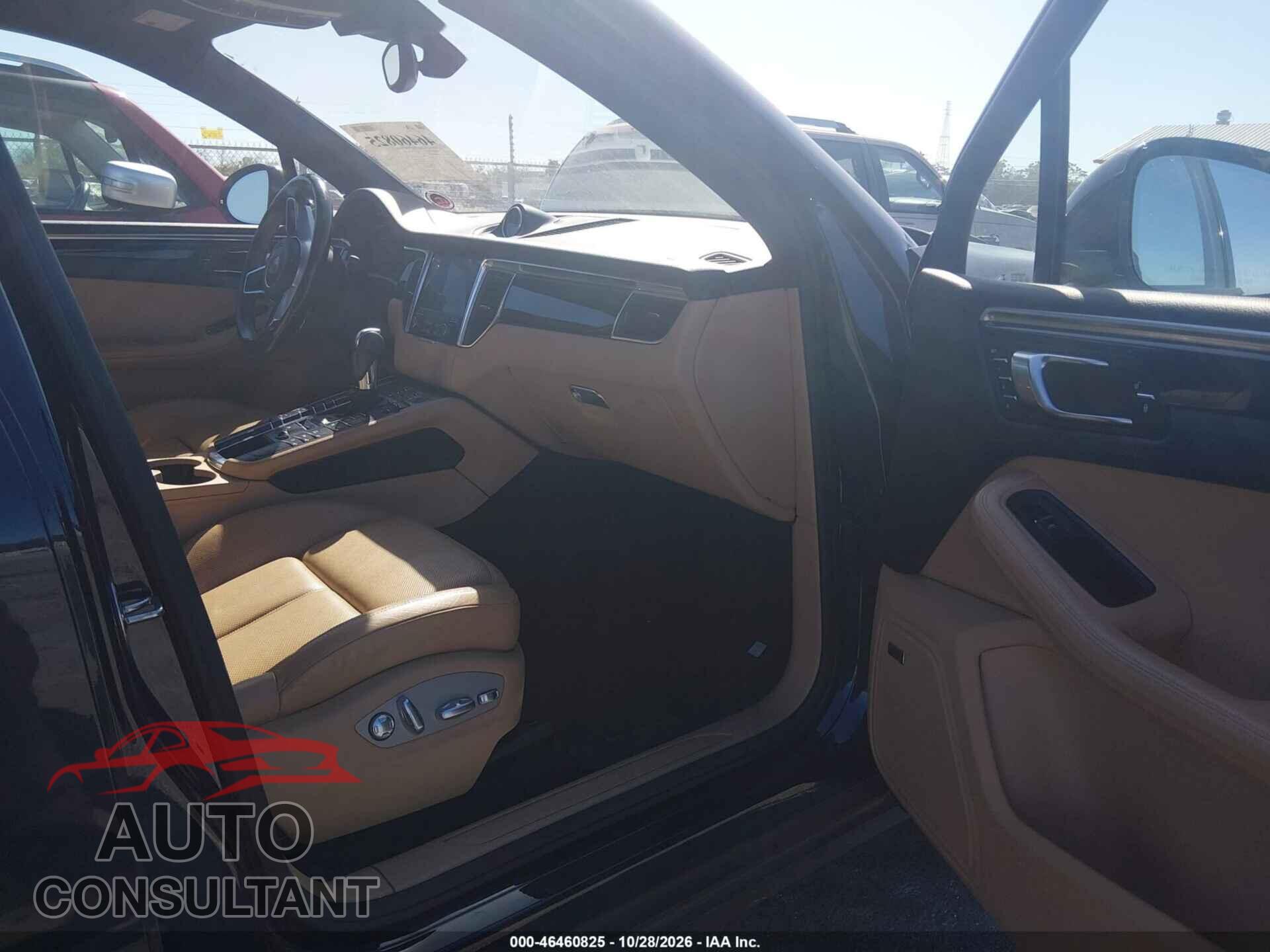 PORSCHE MACAN 2018 - WP1AA2A56JLB00058