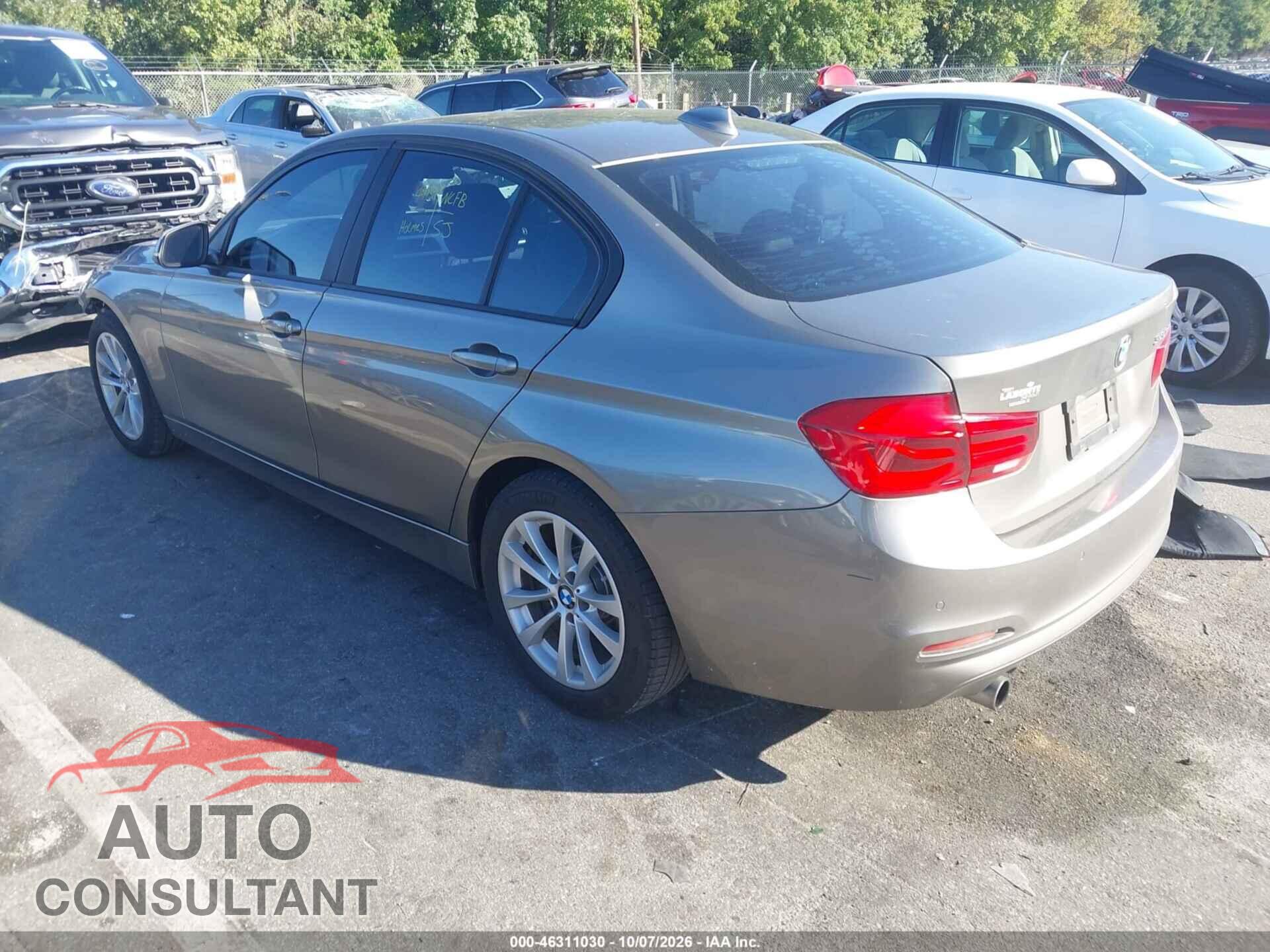 BMW 320I 2016 - WBA8E1G51GNU11476