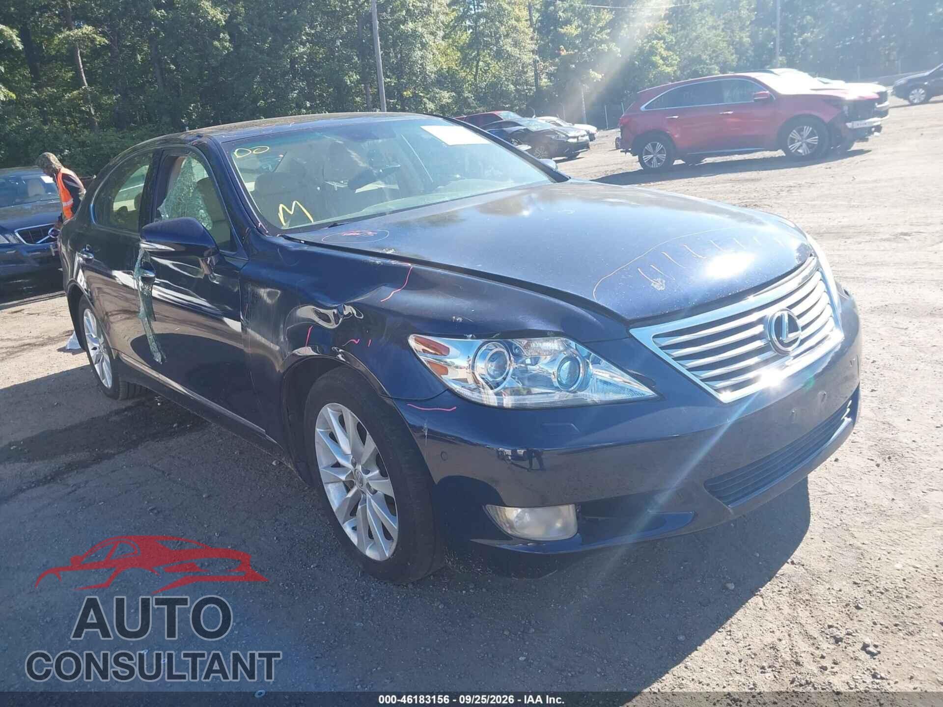 LEXUS LS 460 2011 - JTHCL5EF3B5011299