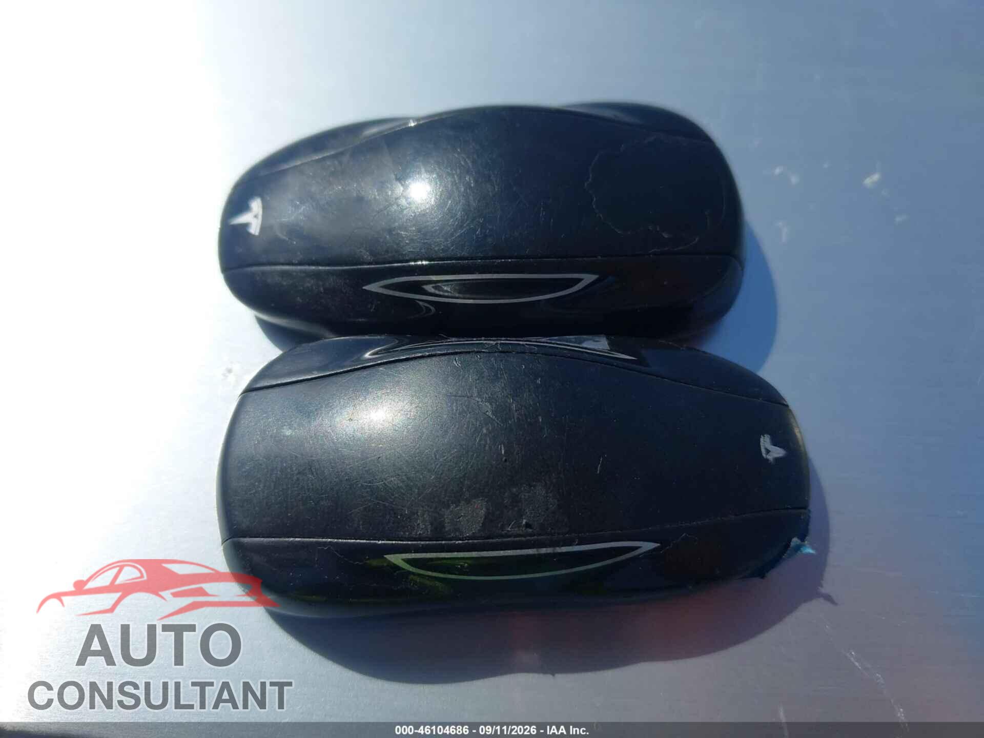 TESLA MODEL S 2015 - 5YJSA1H2XFF098756