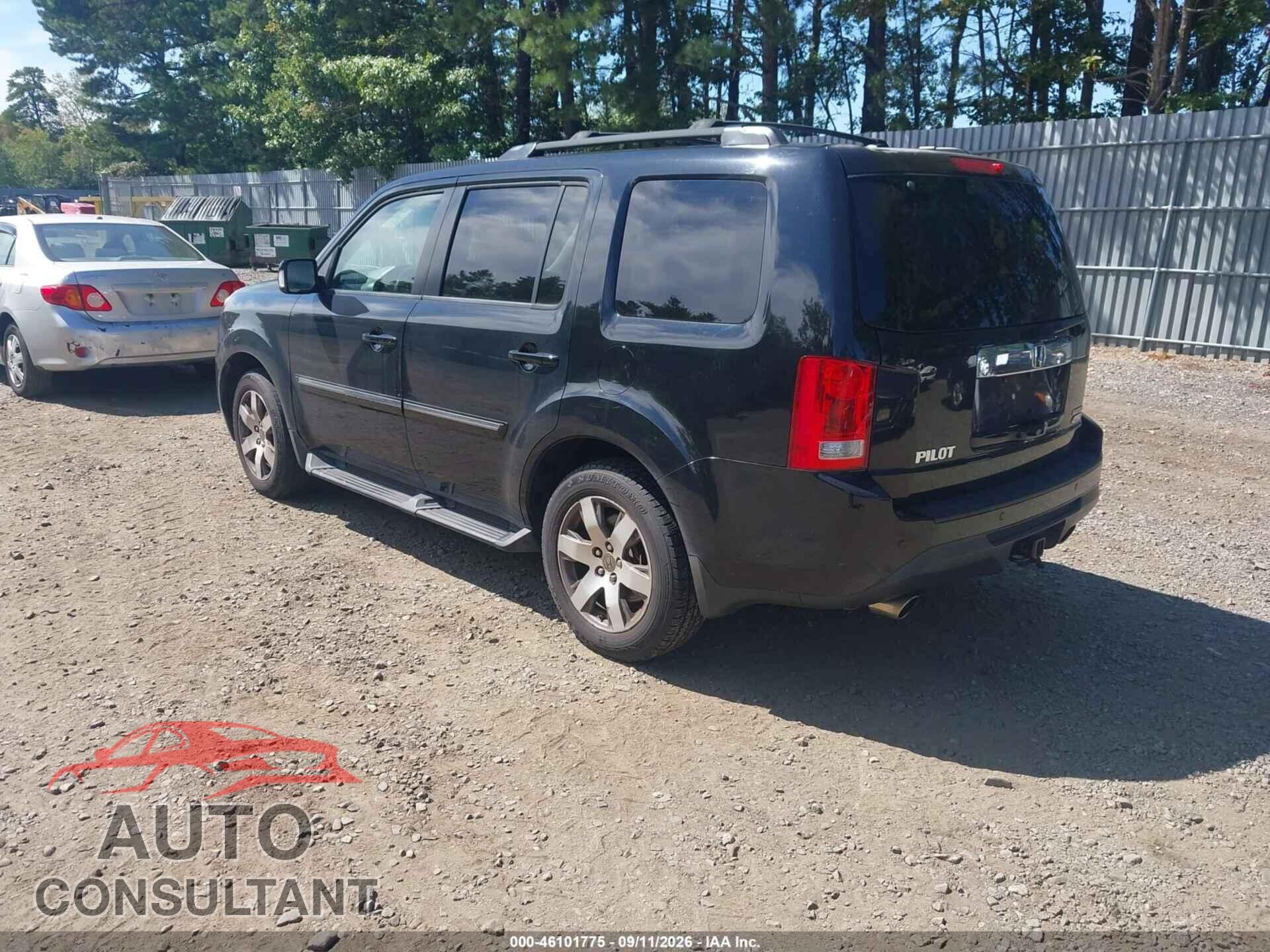 HONDA PILOT 2013 - 5FNYF4H95DB045230