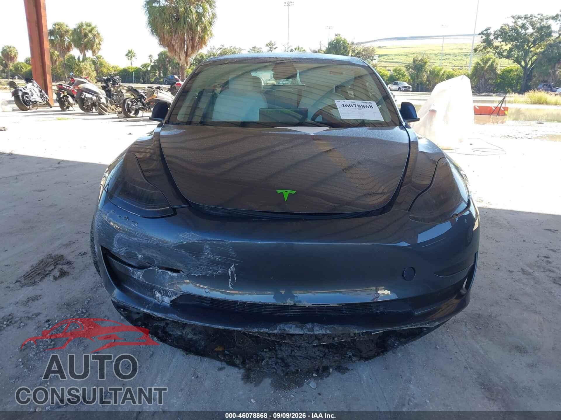 TESLA MODEL 3 2018 - 5YJ3E1EA0JF166771