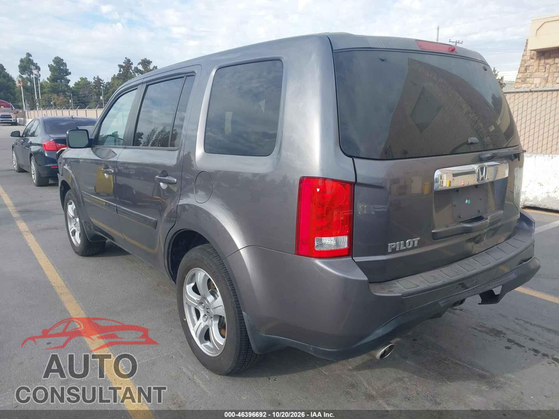 HONDA PILOT 2014 - 5FNYF3H53EB011103