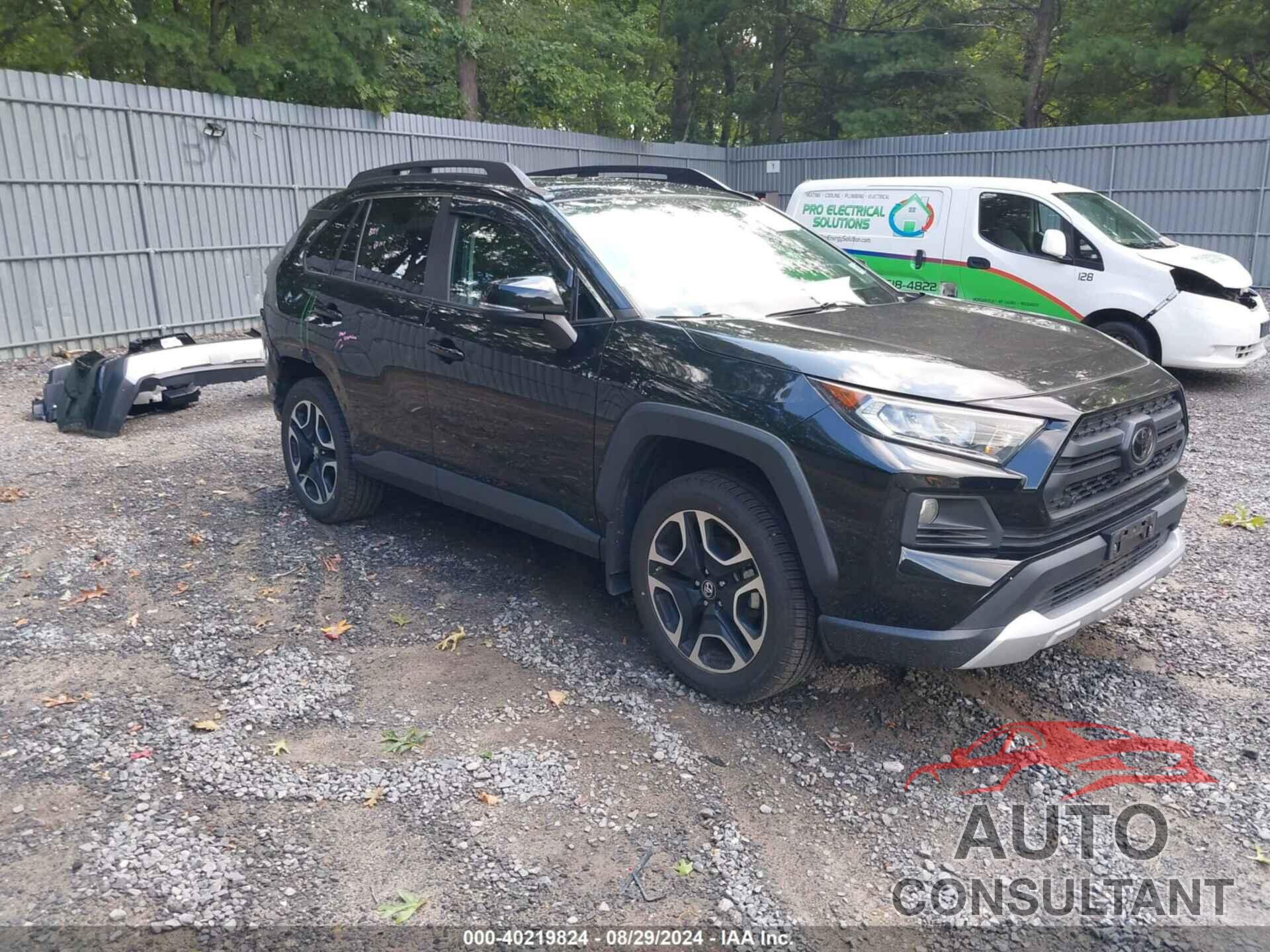 TOYOTA RAV4 2019 - 2T3J1RFV0KC041317