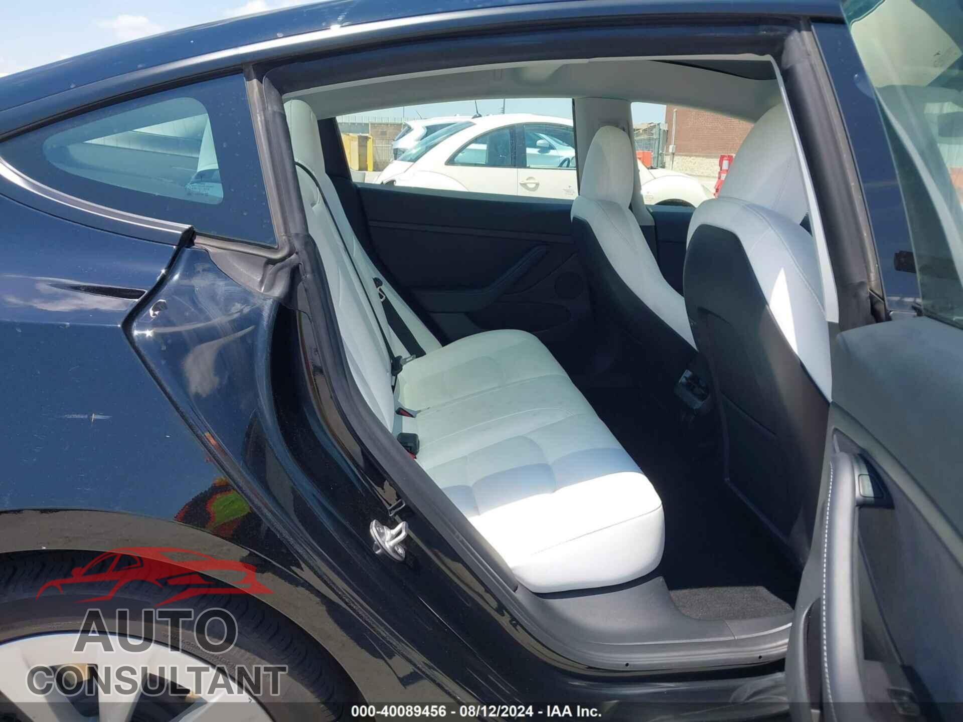 TESLA MODEL 3 2023 - 5YJ3E1EA5PF513178